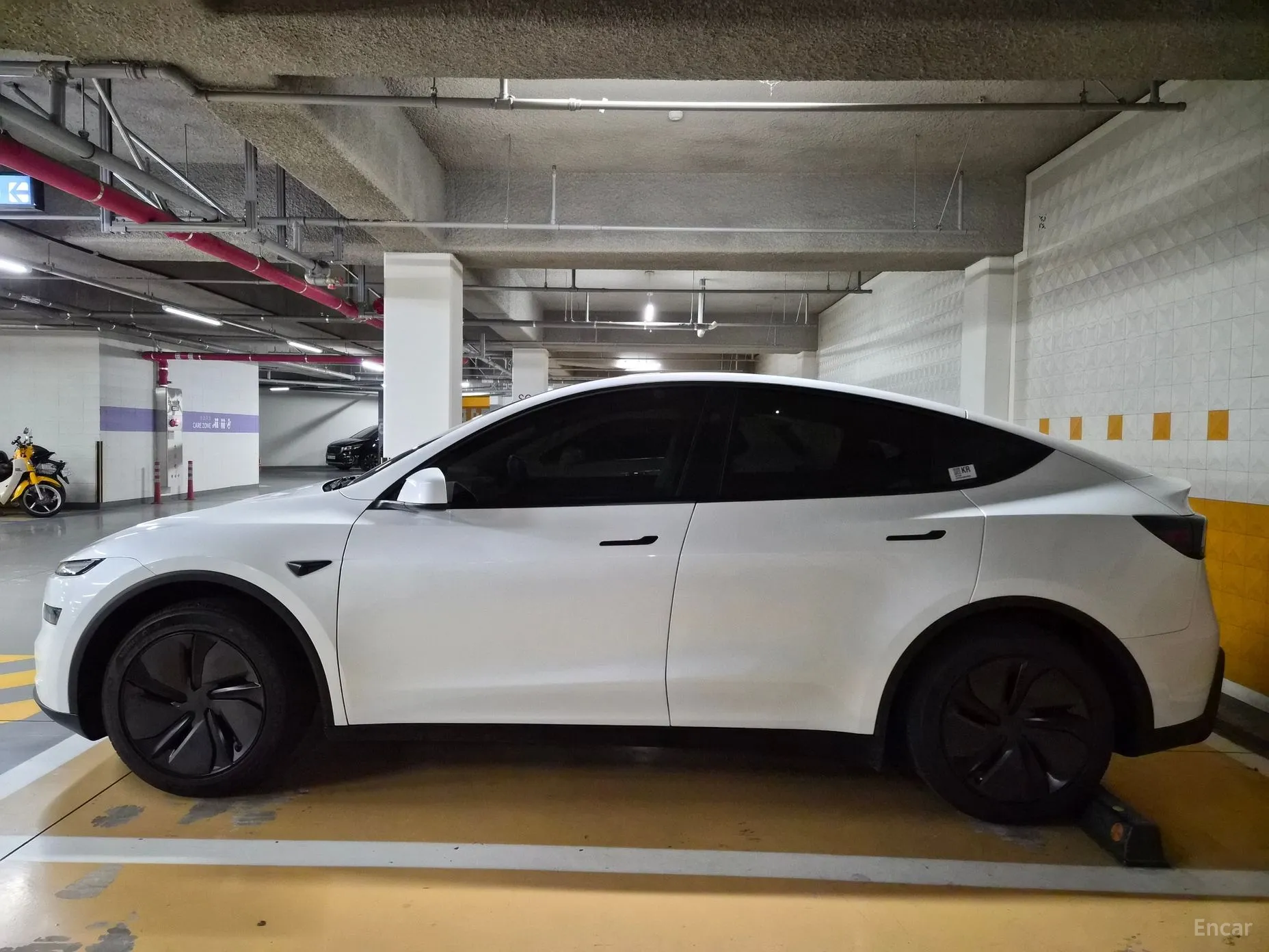 Tesla Model Y превью 5