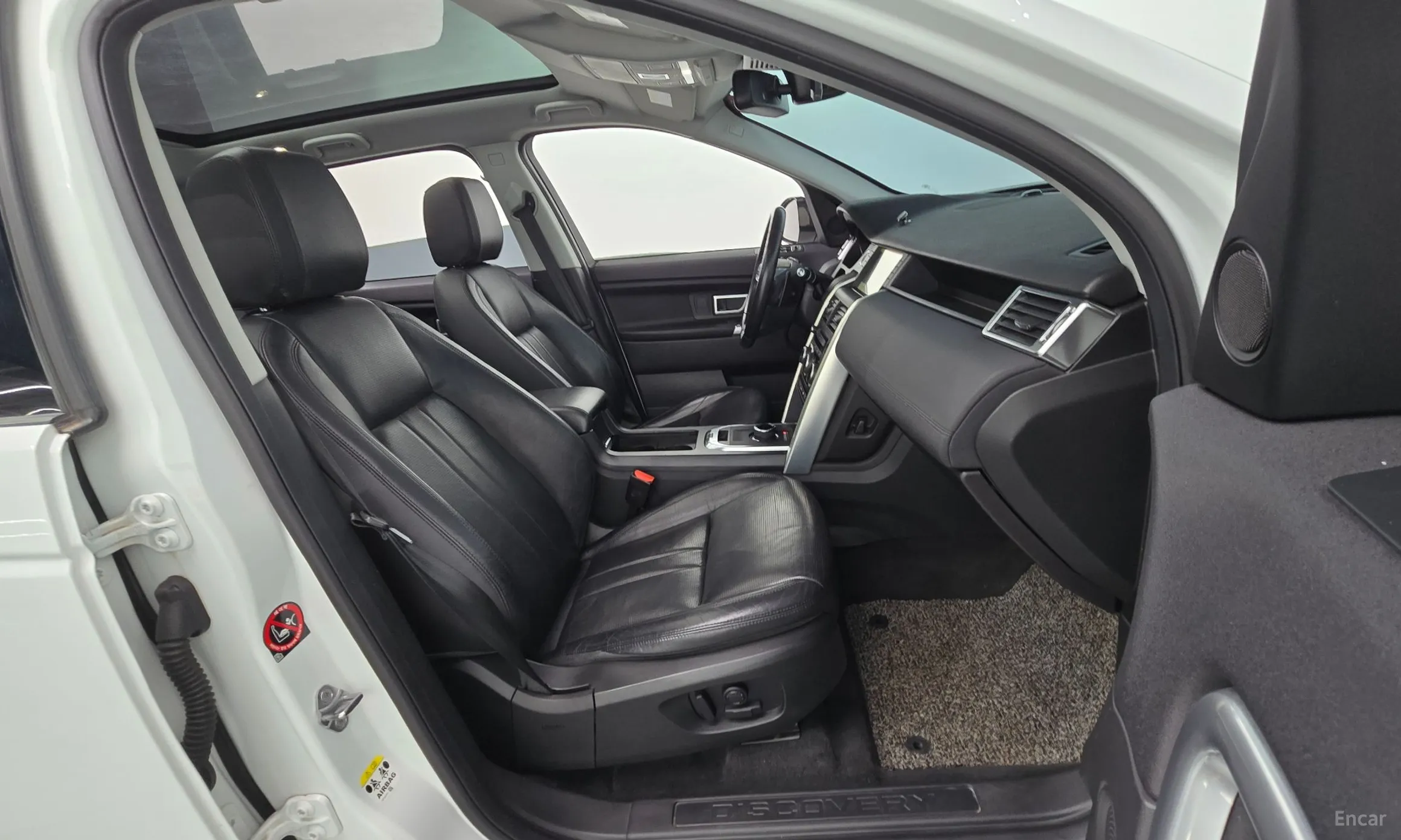 Land Rover Discovery Sports превью 11