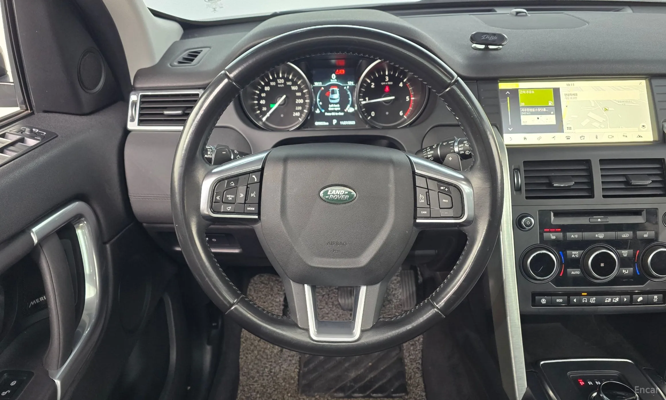Land Rover Discovery Sports превью 13