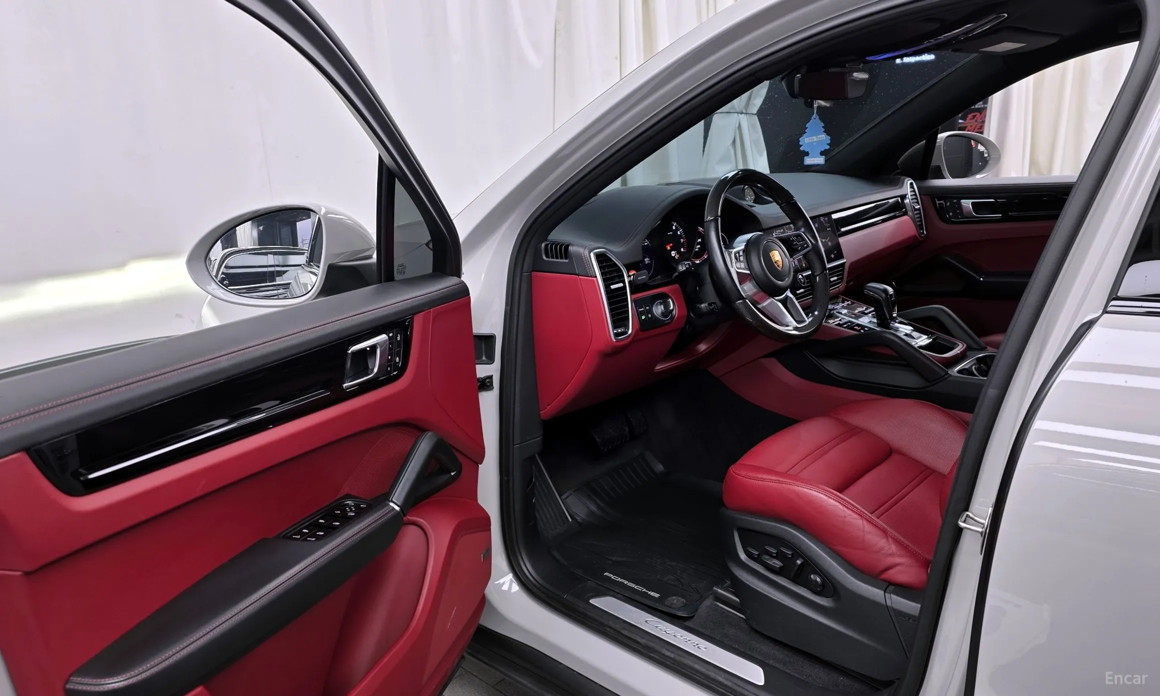 Porsche Cayenne (PO536) превью 10