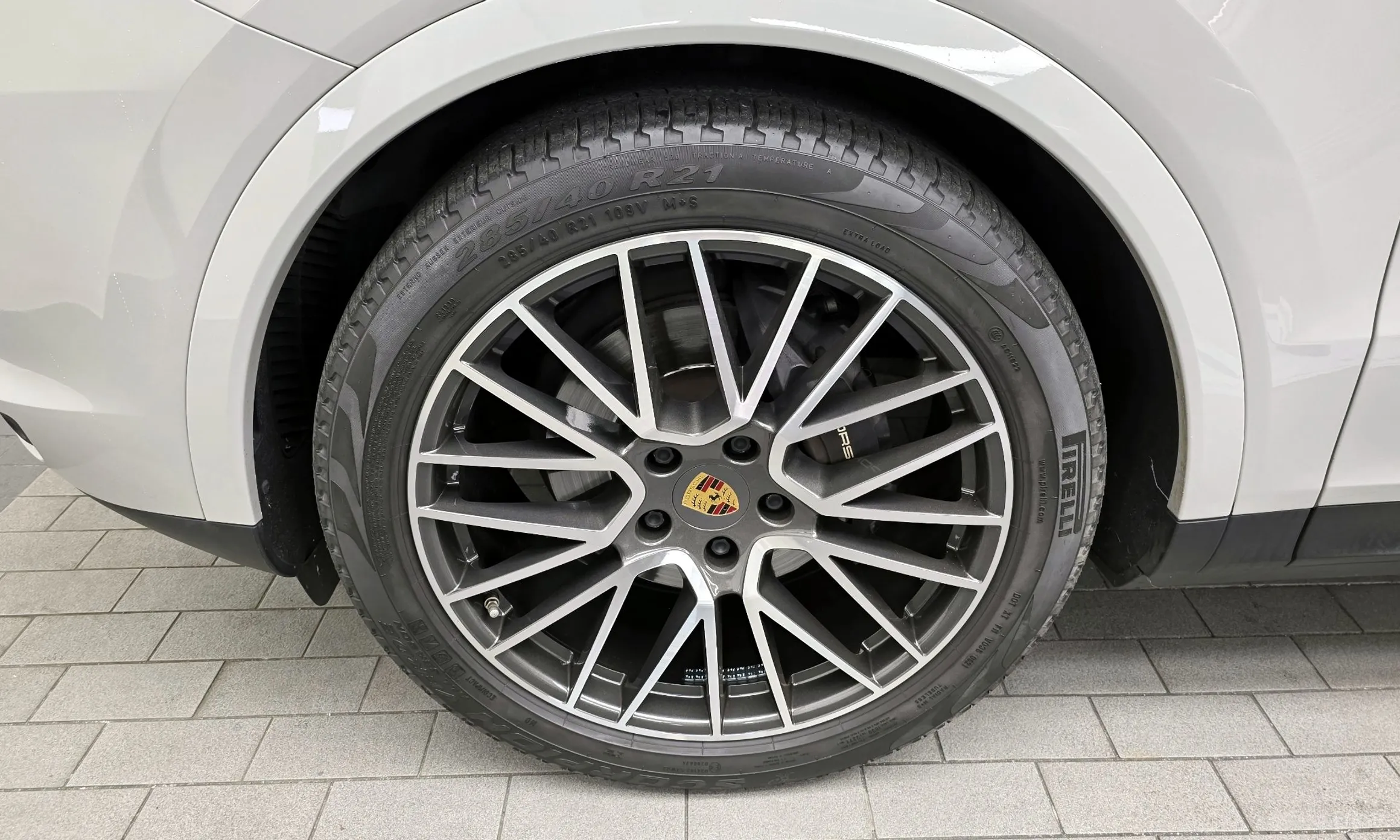 Porsche Cayenne (PO536) превью 5