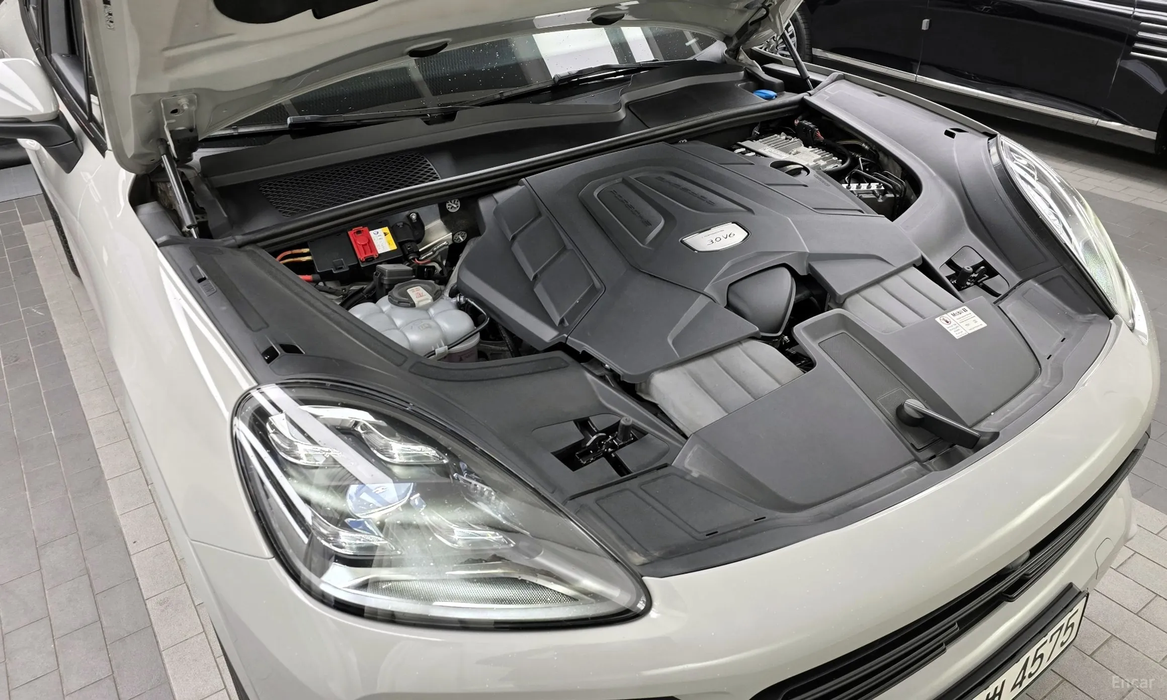 Porsche Cayenne (PO536) превью 6
