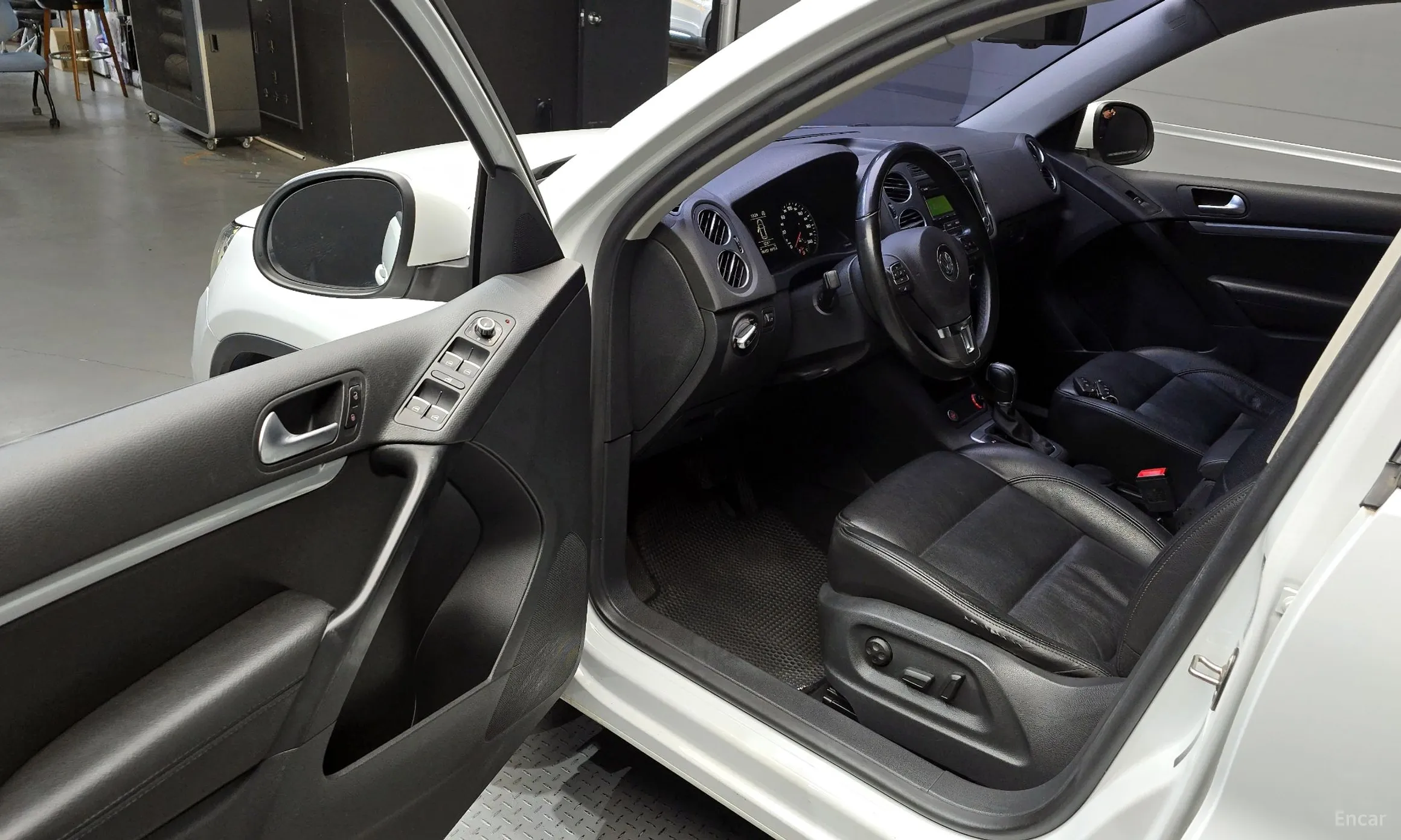 Volkswagen New Tiguan превью 10
