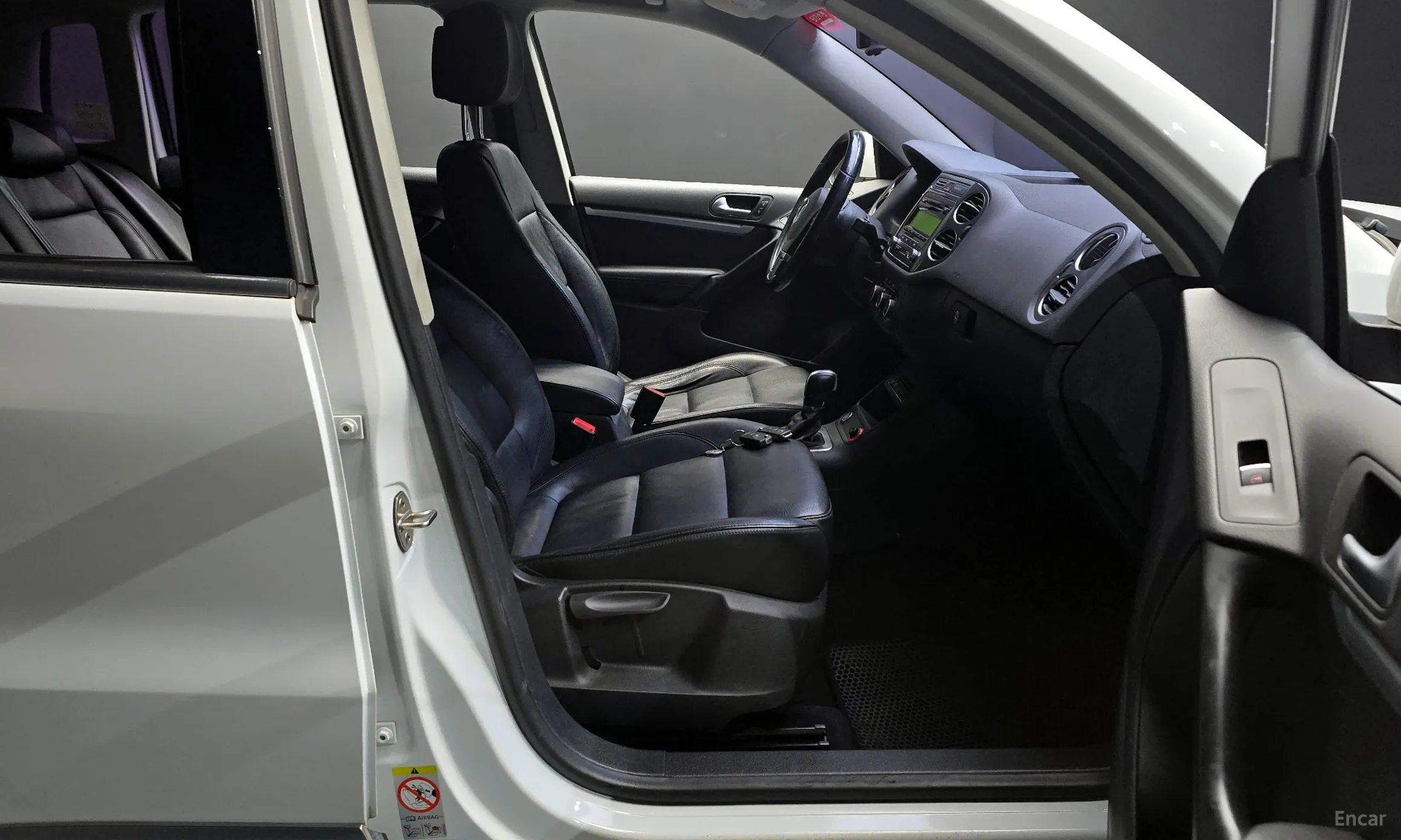 Volkswagen New Tiguan превью 11