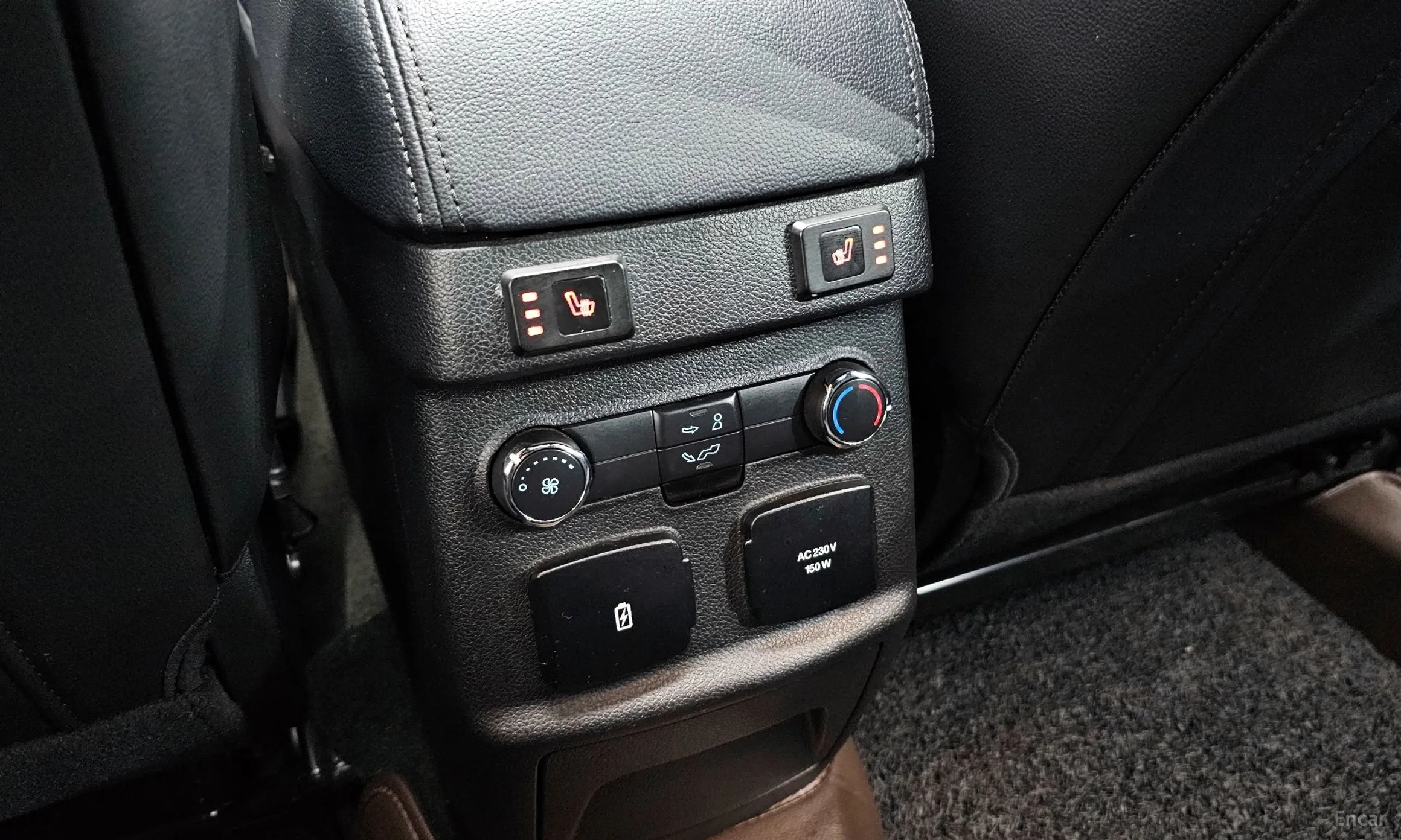Ford Explorer превью 18