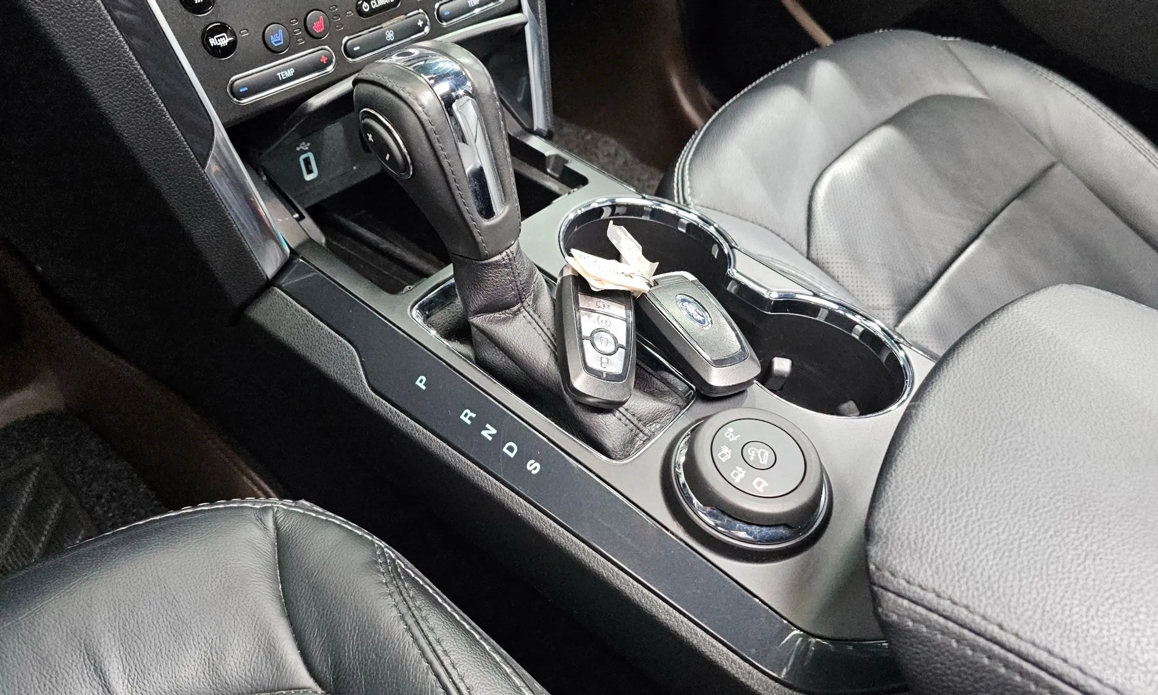 Ford Explorer превью 9