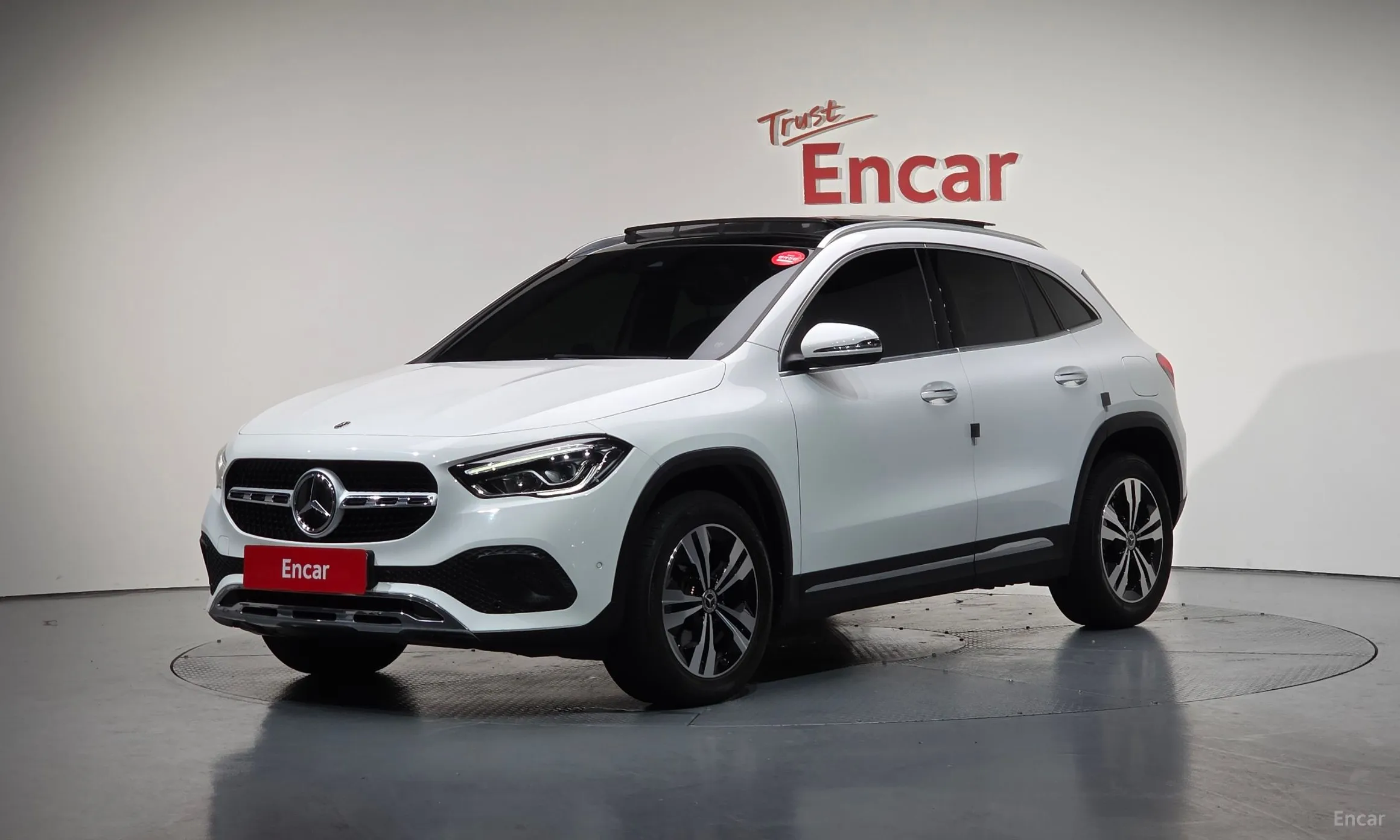 Mercedes Benz GLA-Class H247