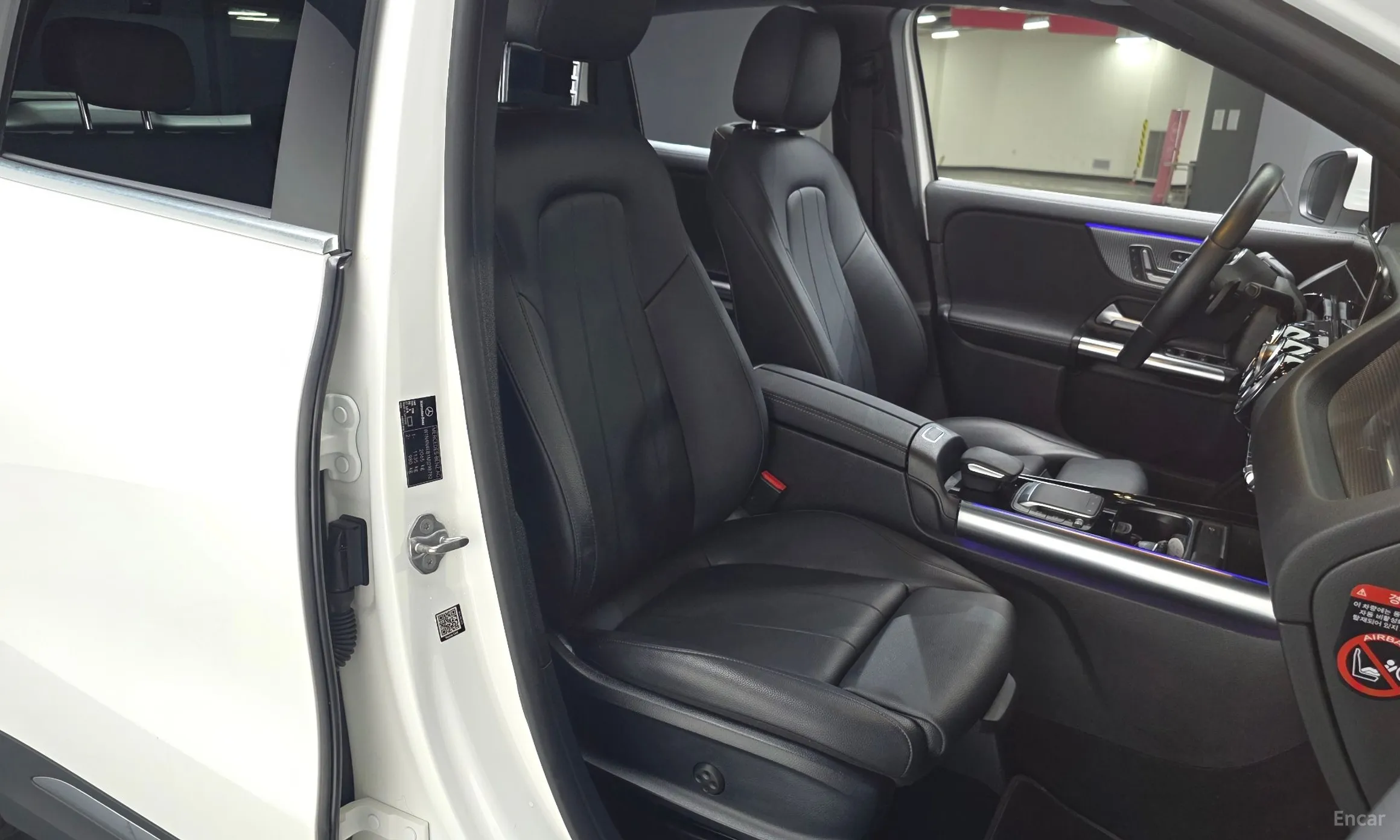 Mercedes Benz GLA-Class H247 превью 10