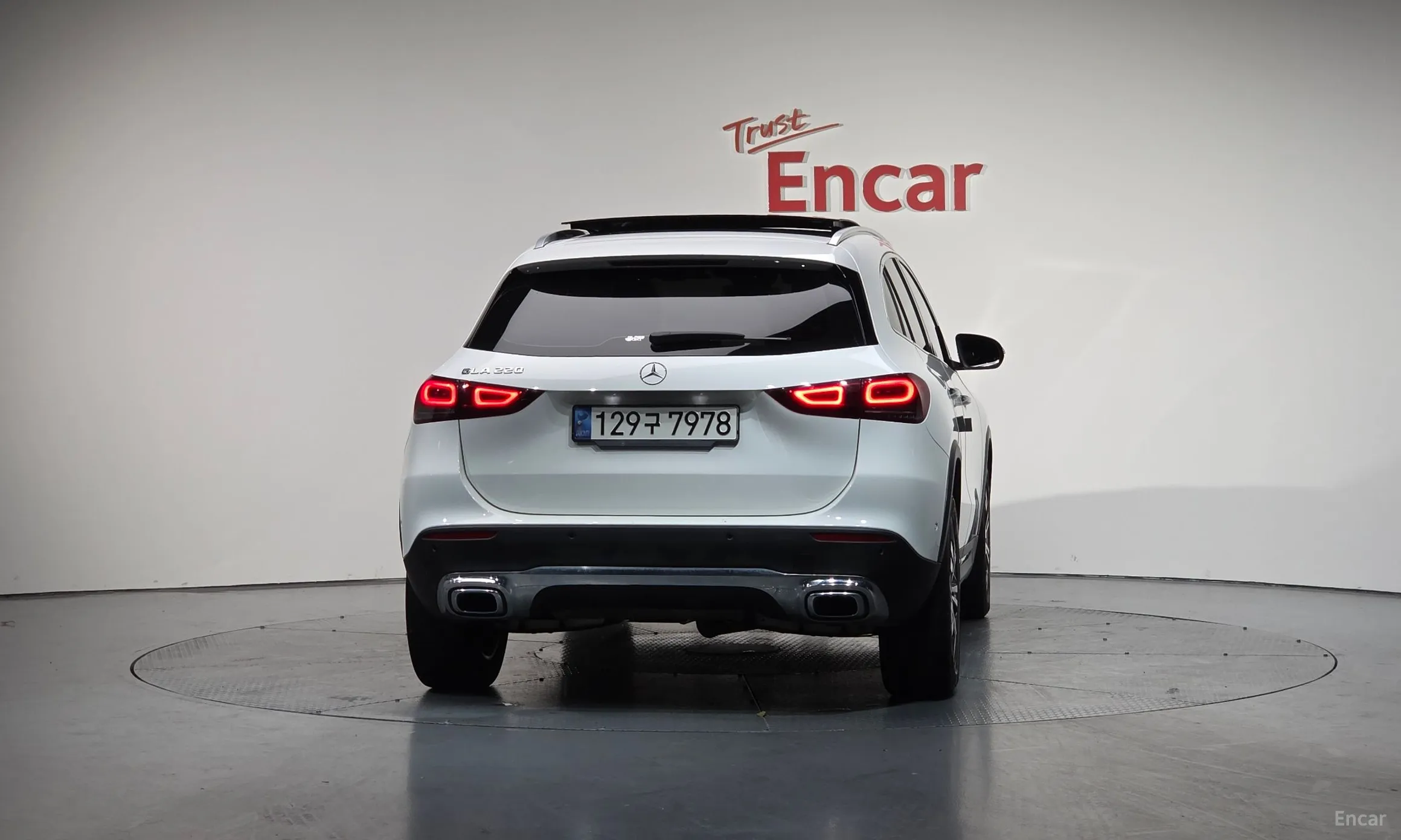 Mercedes Benz GLA-Class H247 превью 4