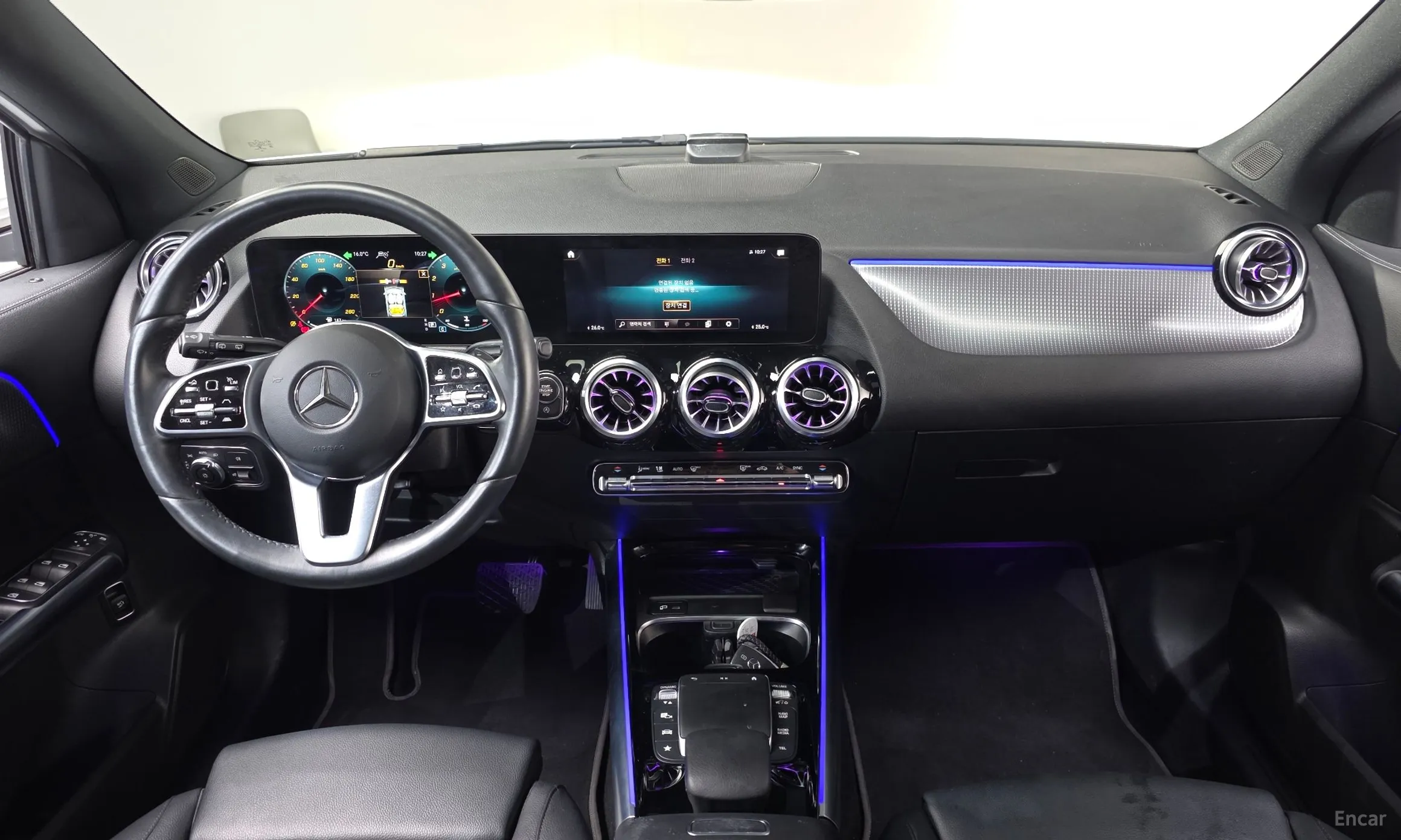 Mercedes Benz GLA-Class H247 превью 7