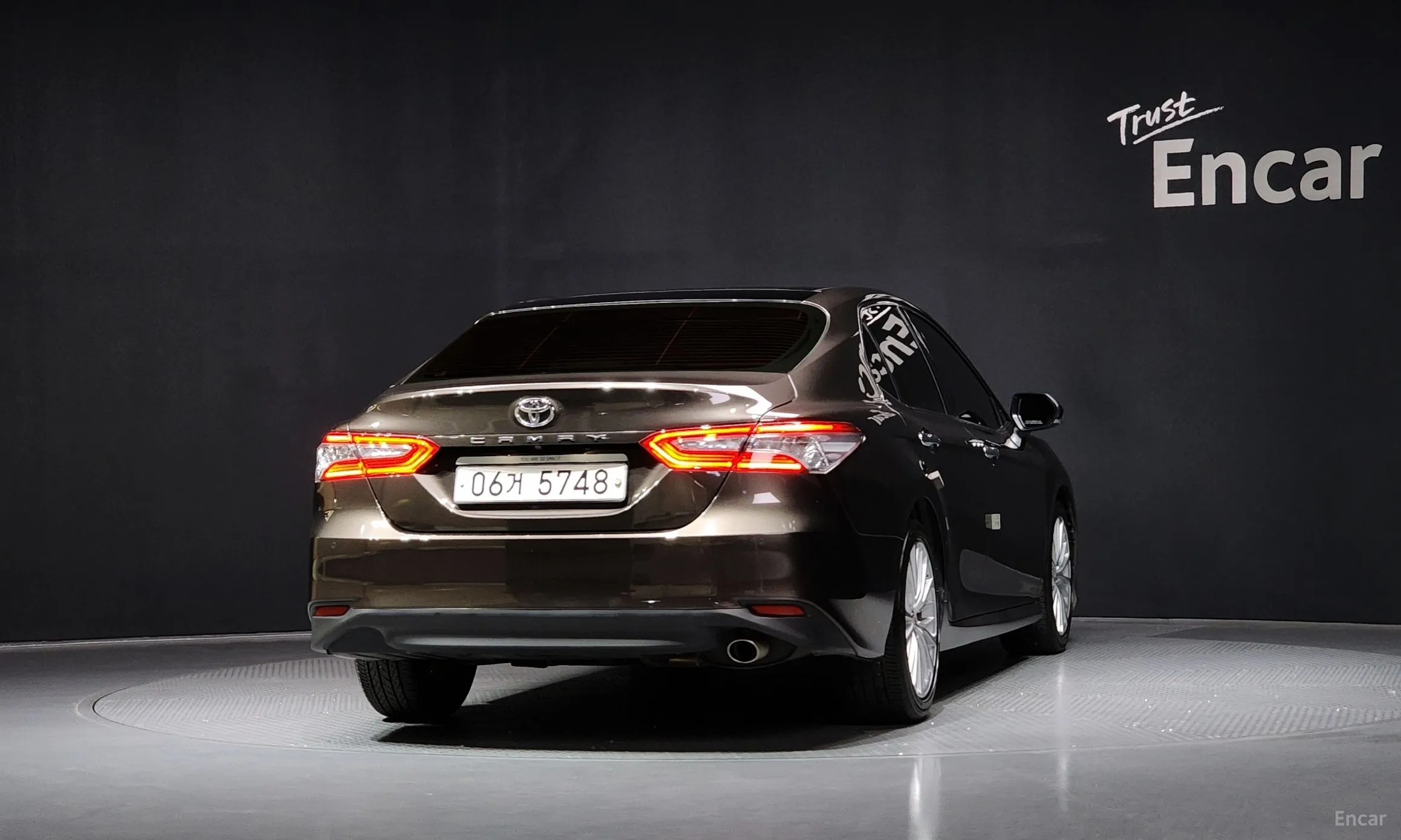 Toyota Camry (XV70) превью 4