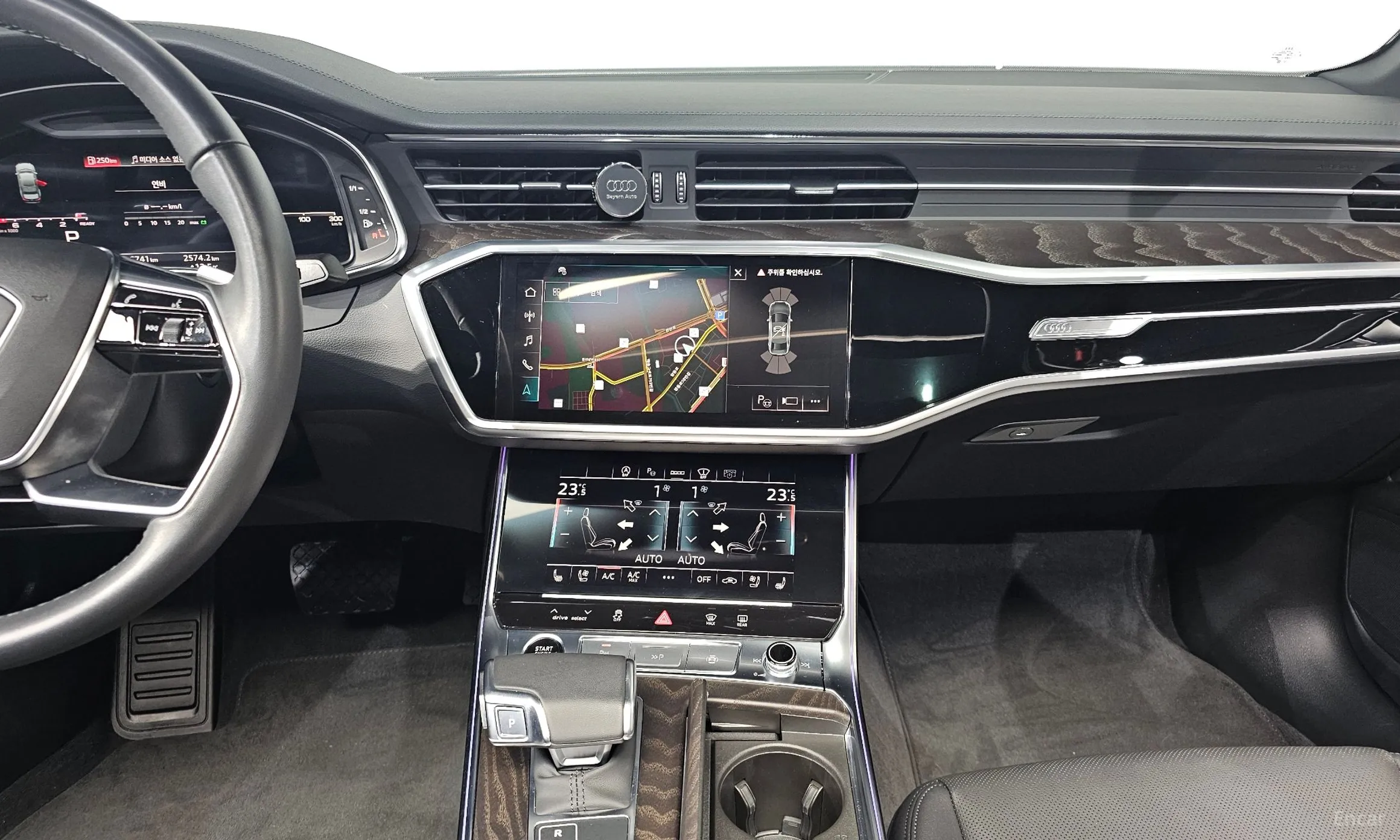 Audi A6 (C8) превью 14