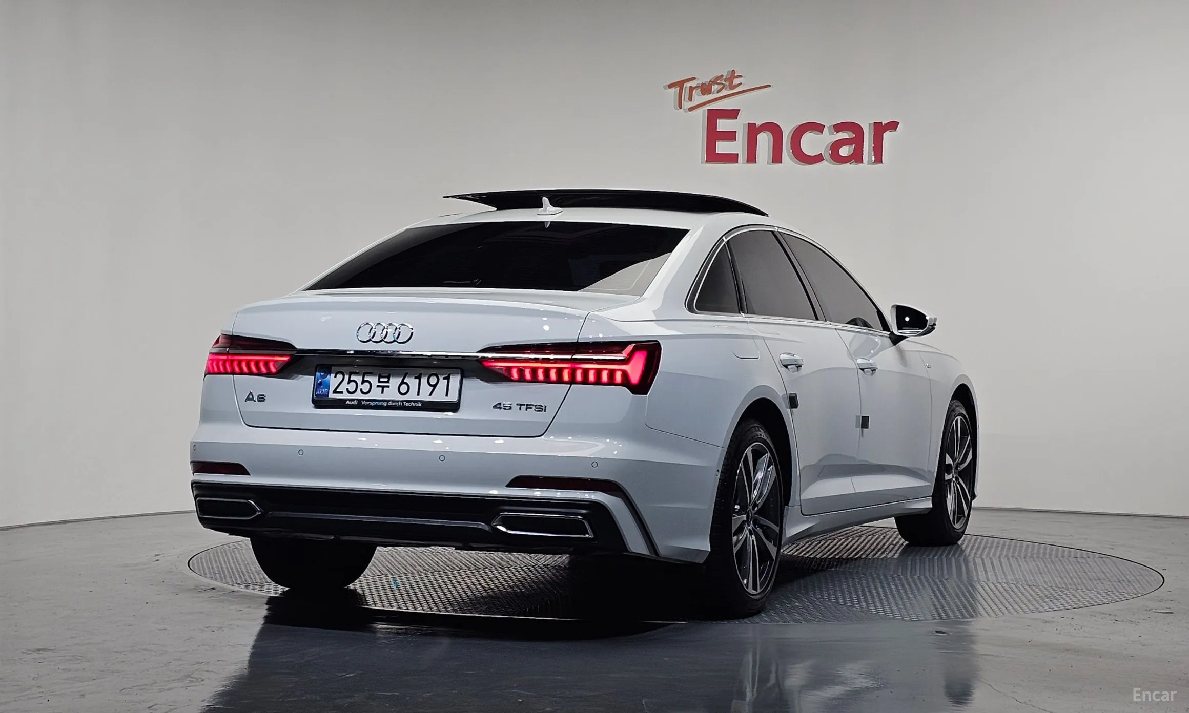 Audi A6 (C8) превью 2