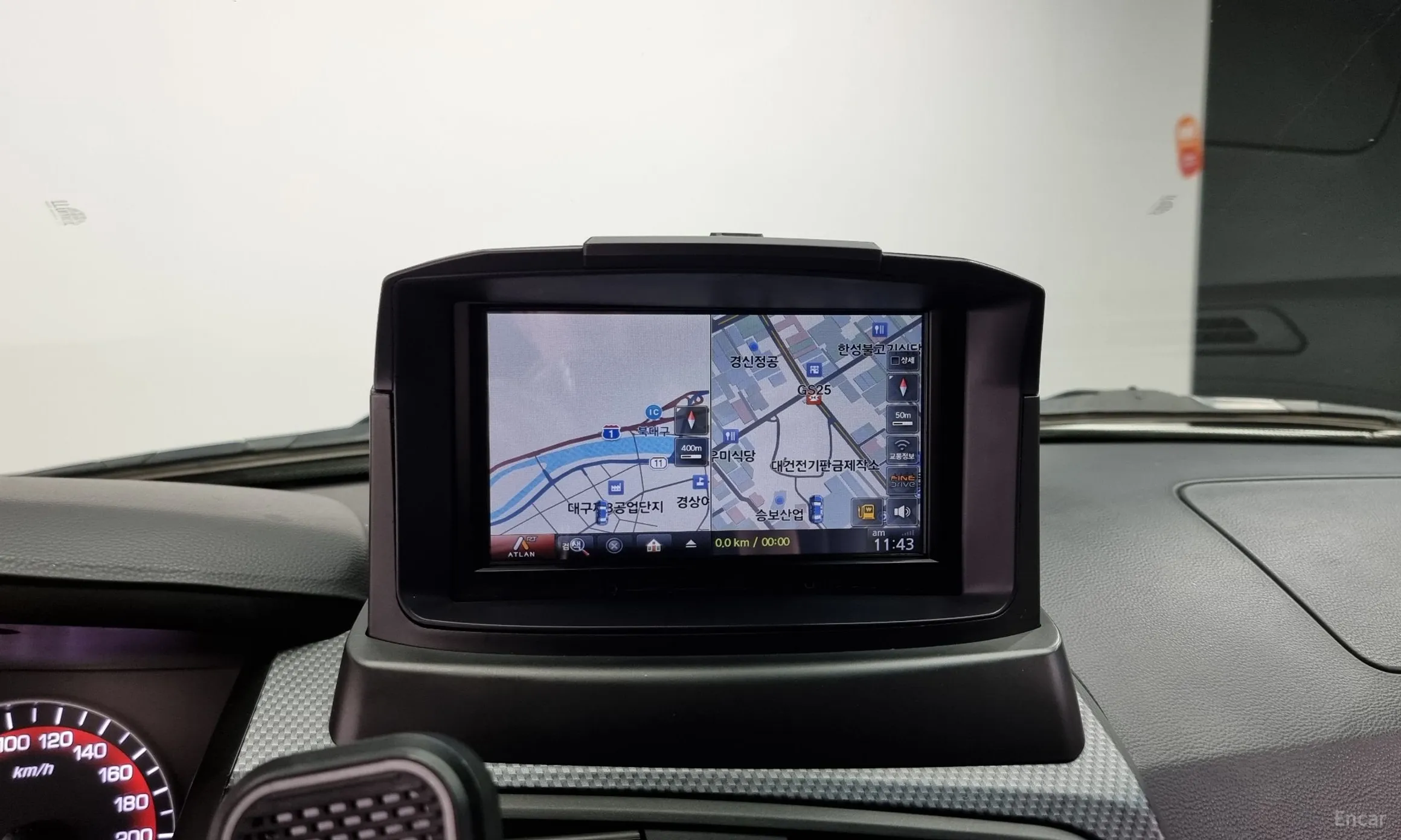 KG Mobility (SsangYong) Korando Sports превью 14