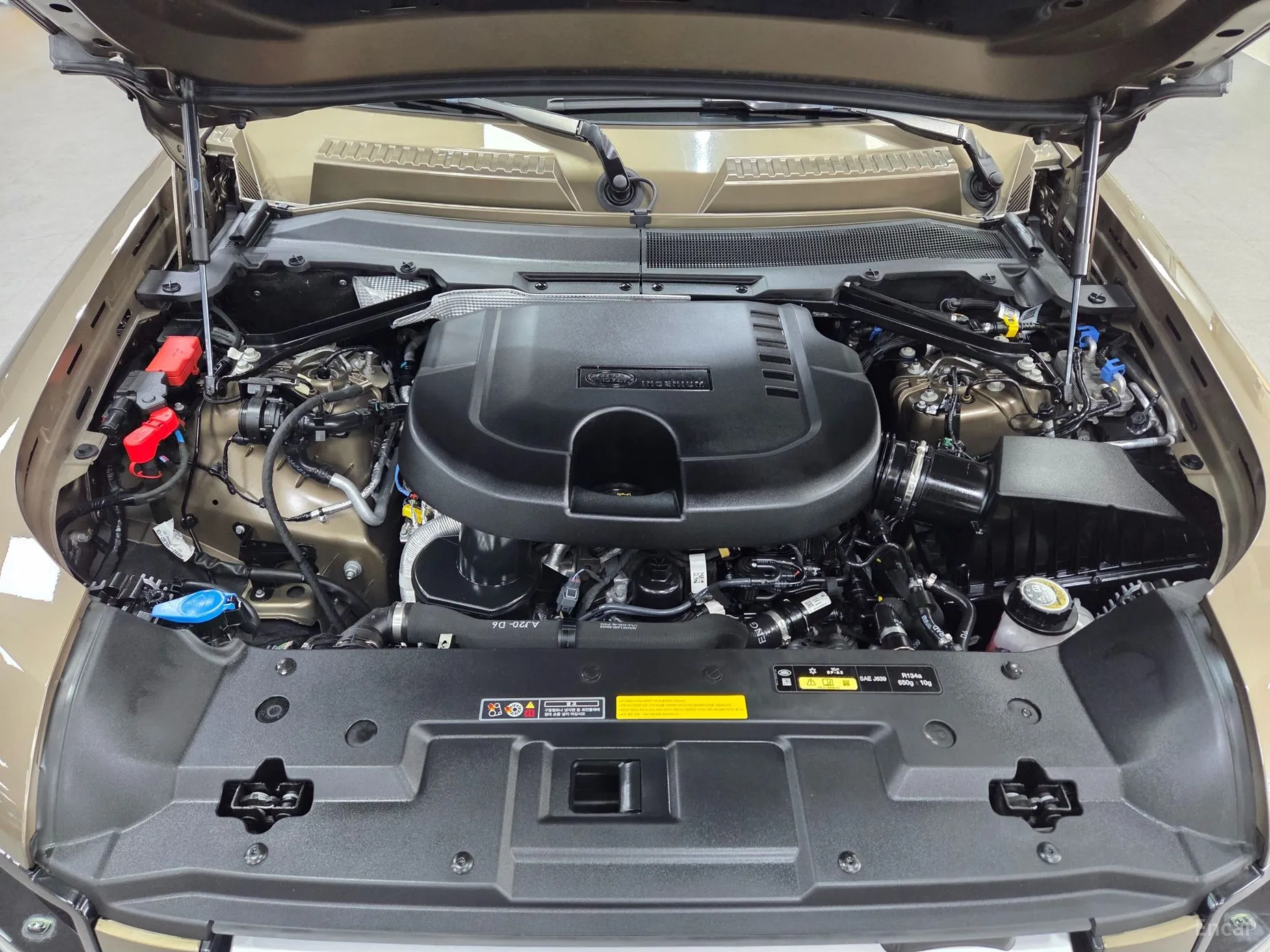 Land Rover Defender (L663) превью 6