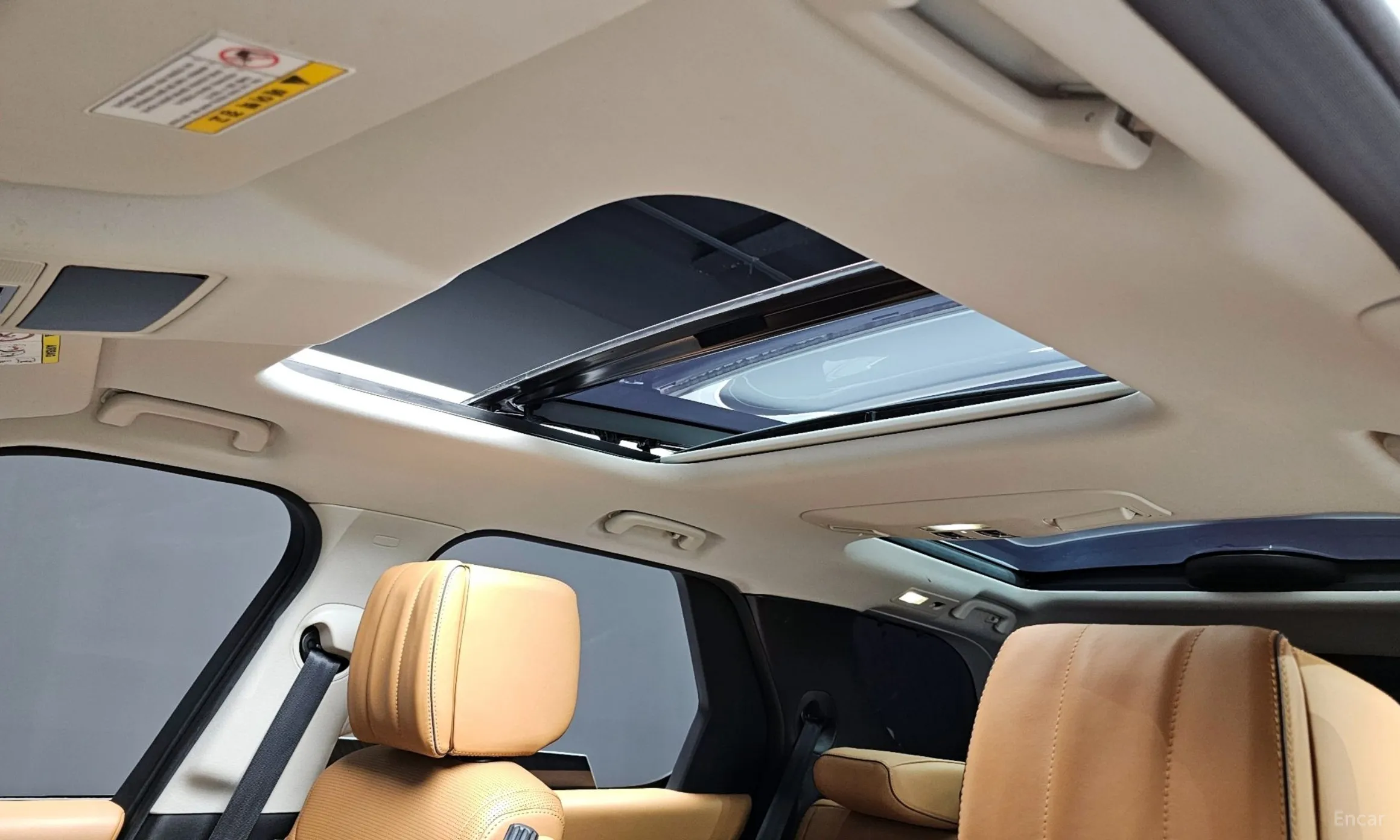 Land Rover Discovery 5 превью 18