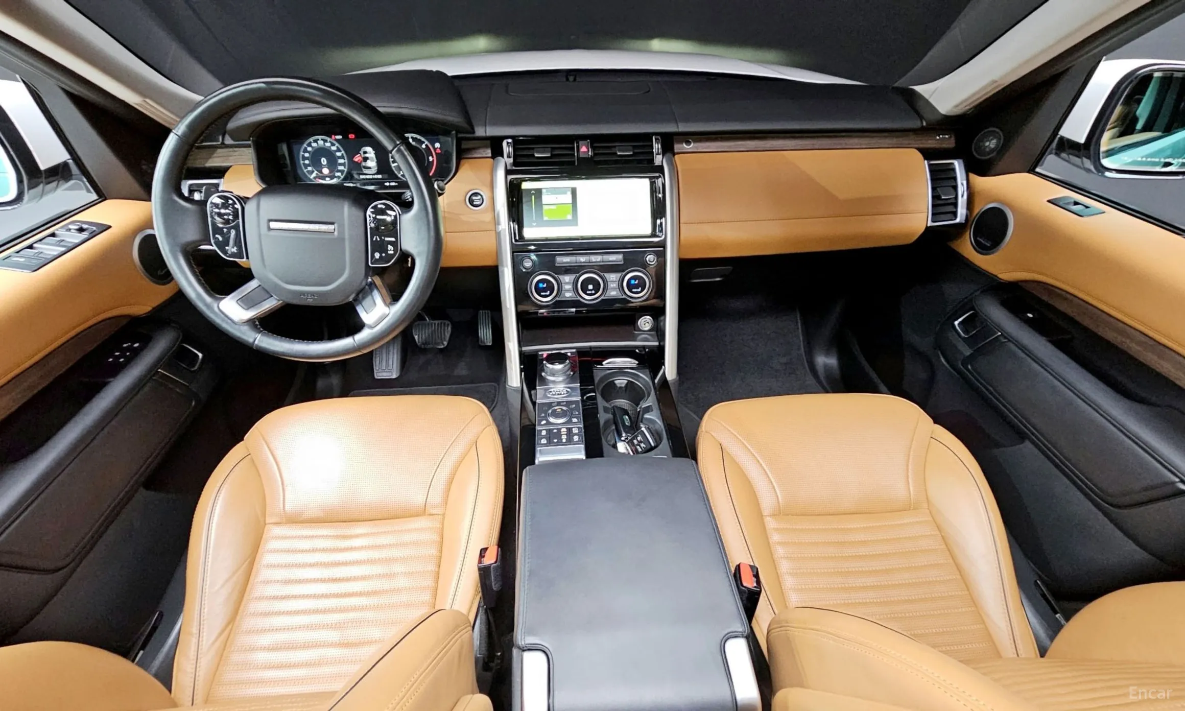 Land Rover Discovery 5 превью 7