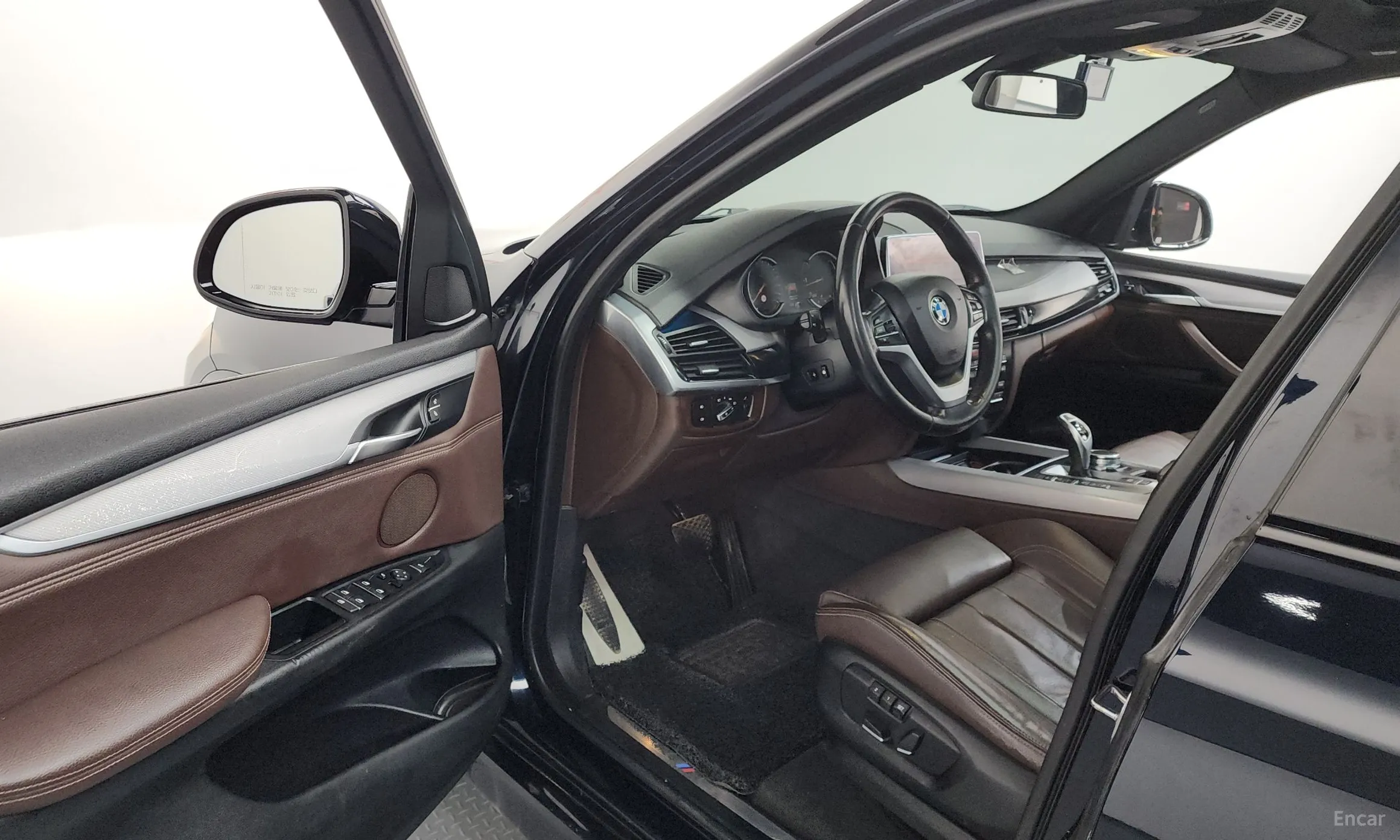 BMW X5 (F15) превью 10