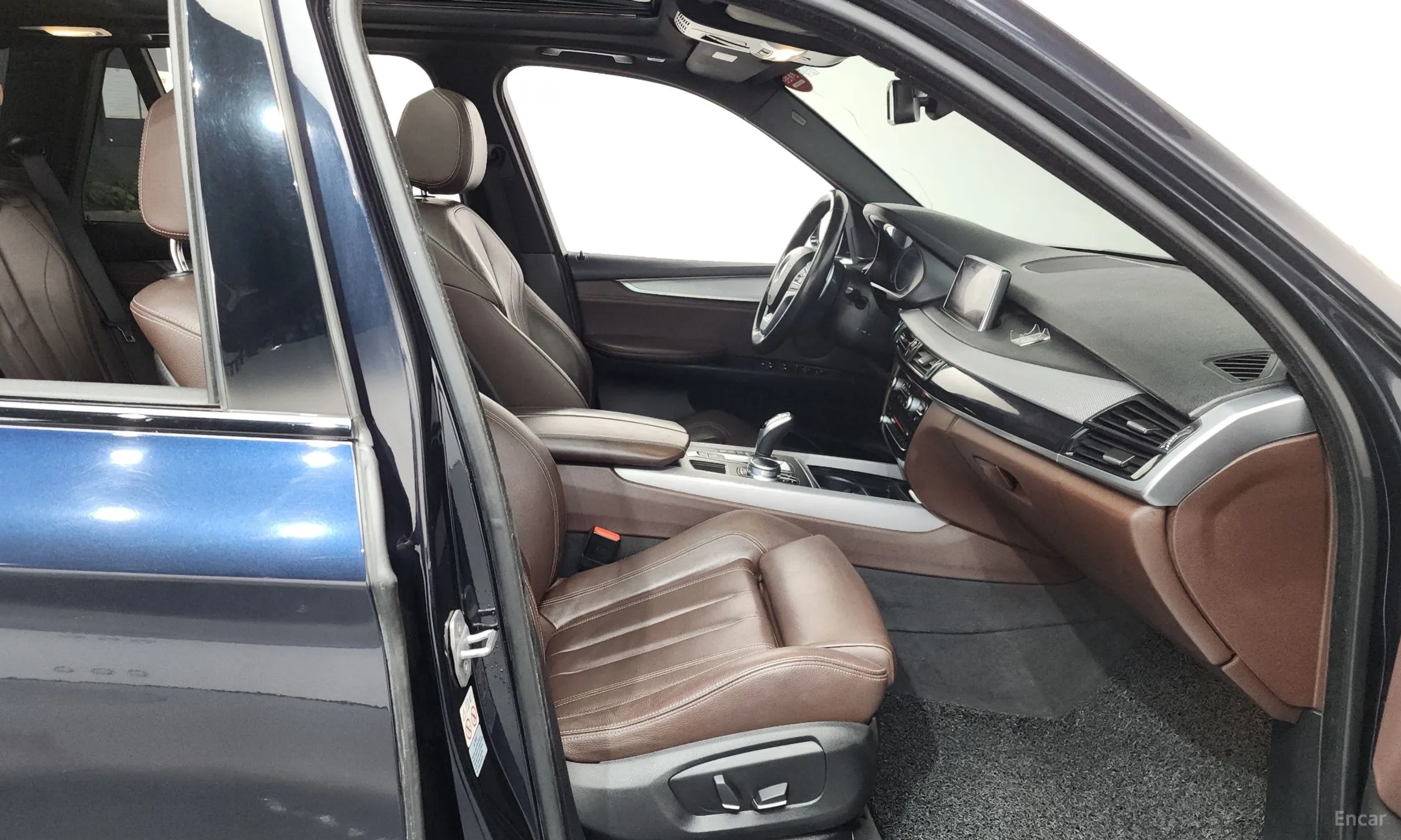BMW X5 (F15) превью 11