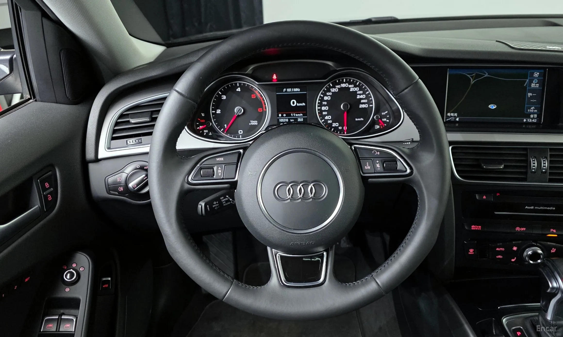 Audi New A4 превью 17