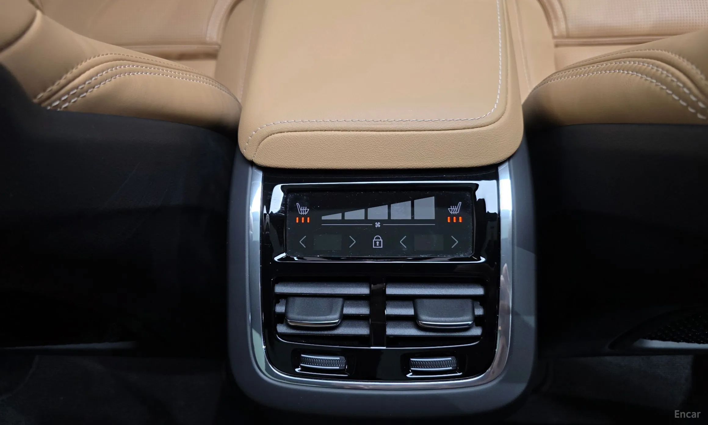 Volvo XC60 Gen 2 превью 19