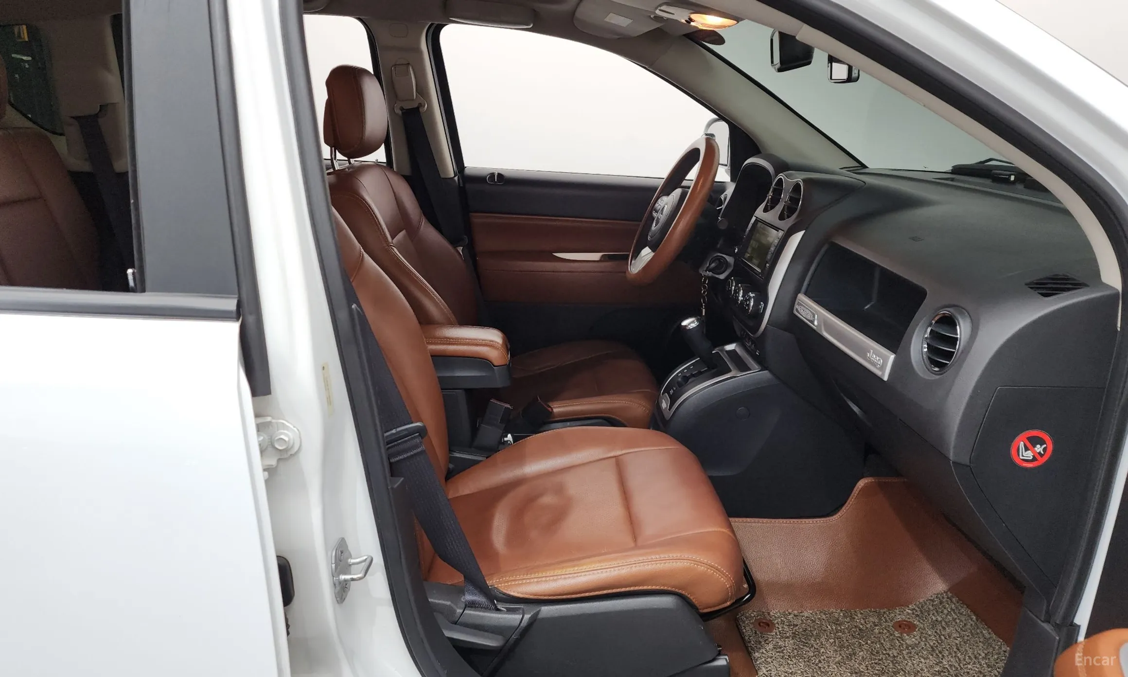 Jeep Compass превью 11