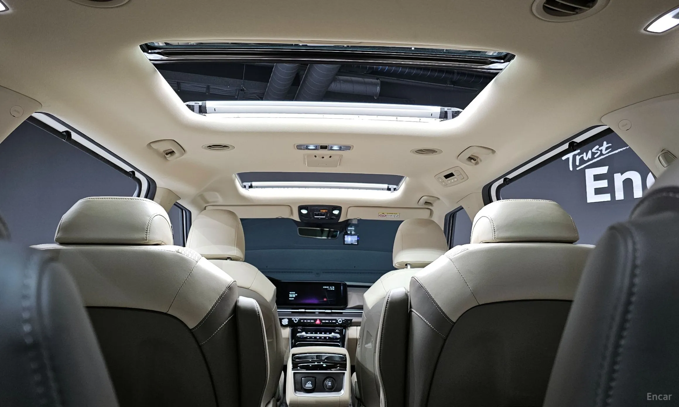 Kia Carnival Gen 4 превью 19