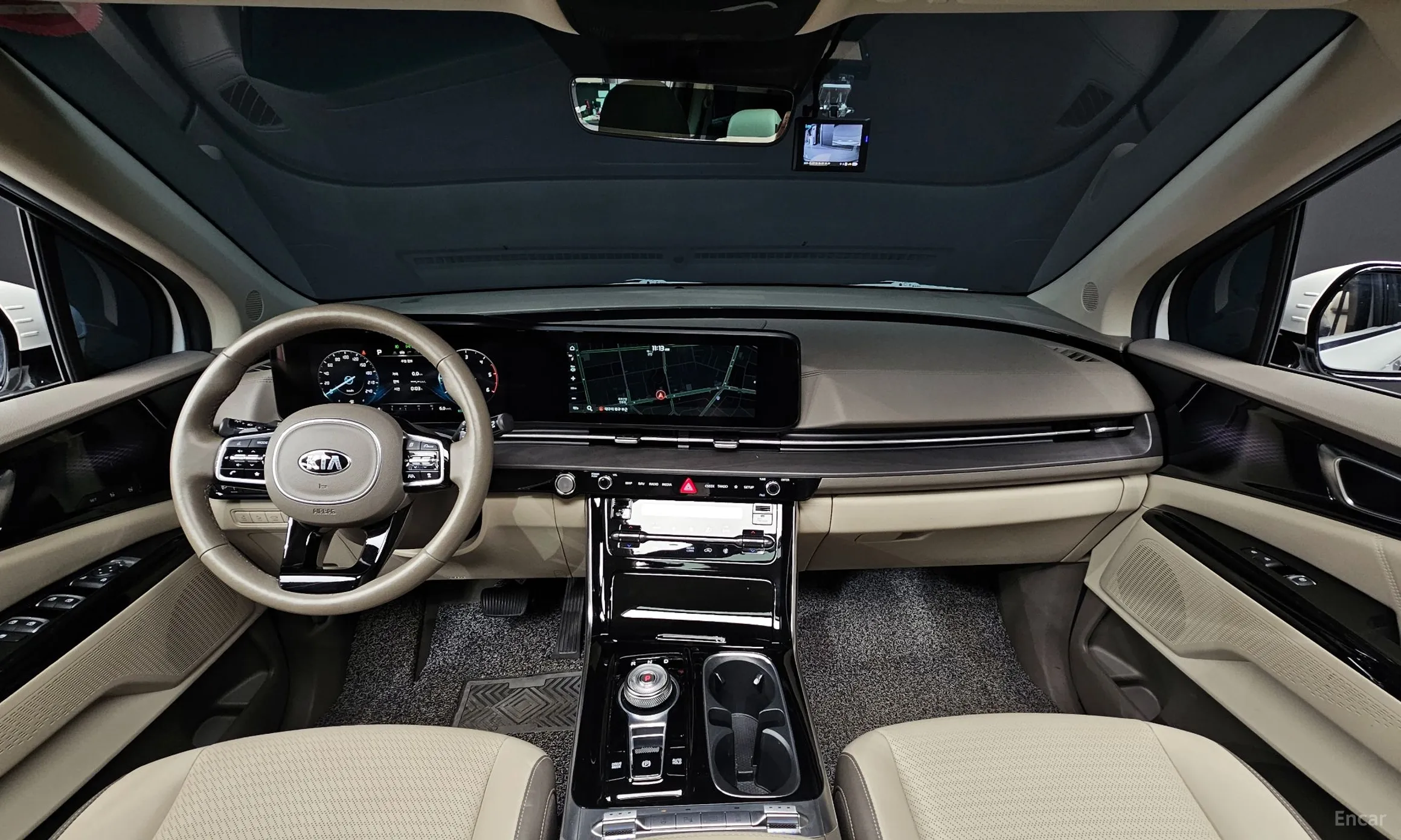 Kia Carnival Gen 4 превью 7