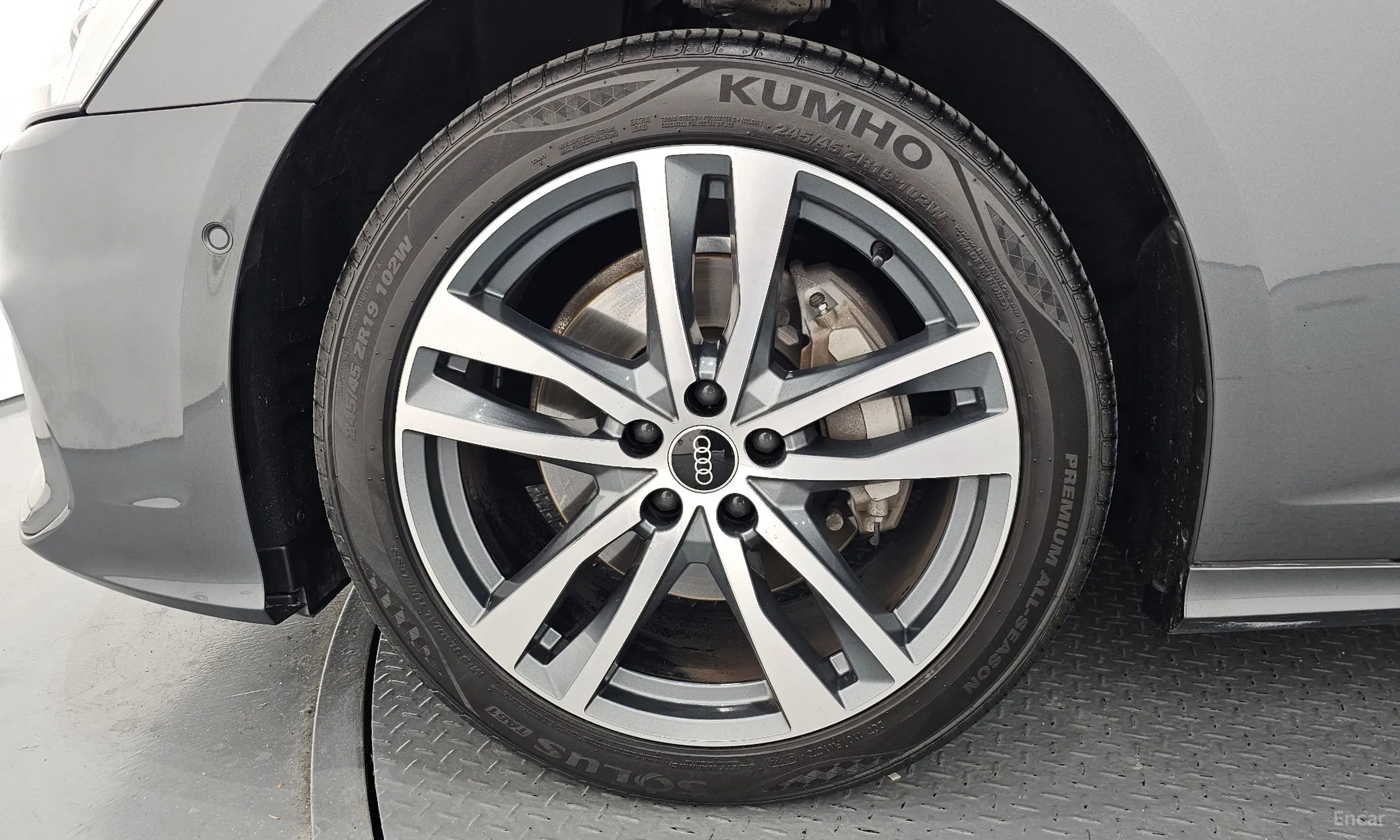 Audi A6 (C8) превью 5