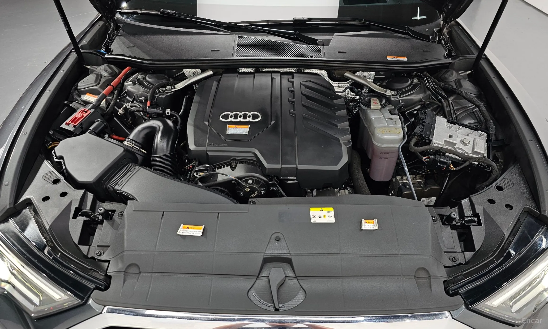 Audi A6 (C8) превью 6