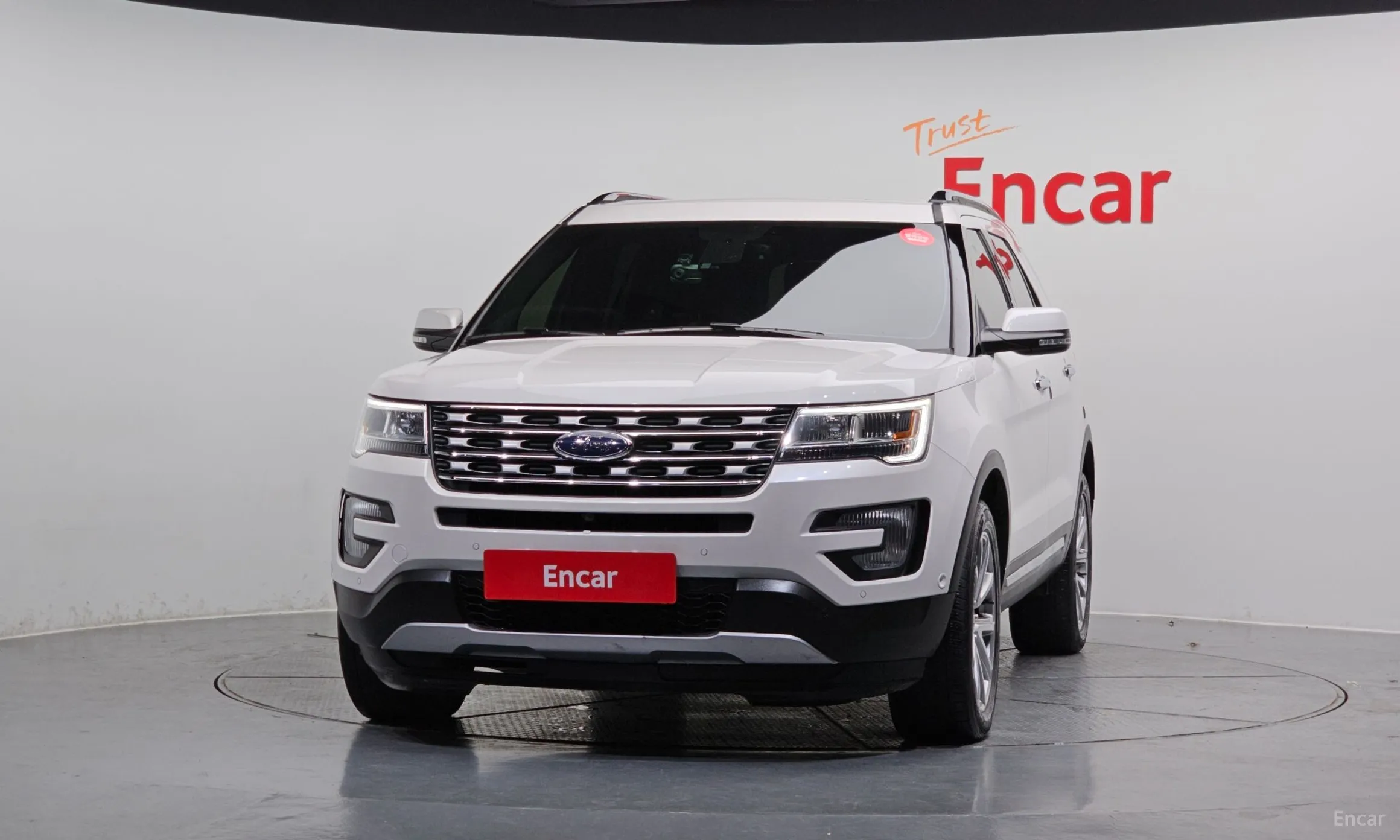 Ford Explorer превью 3
