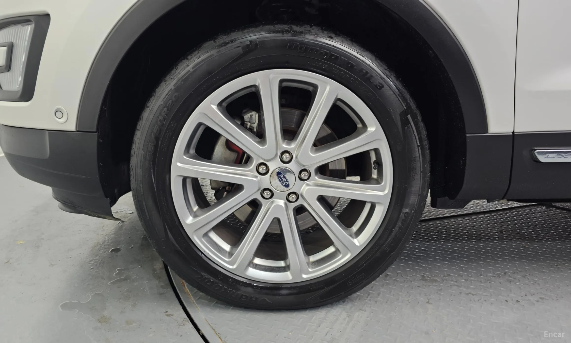 Ford Explorer превью 5