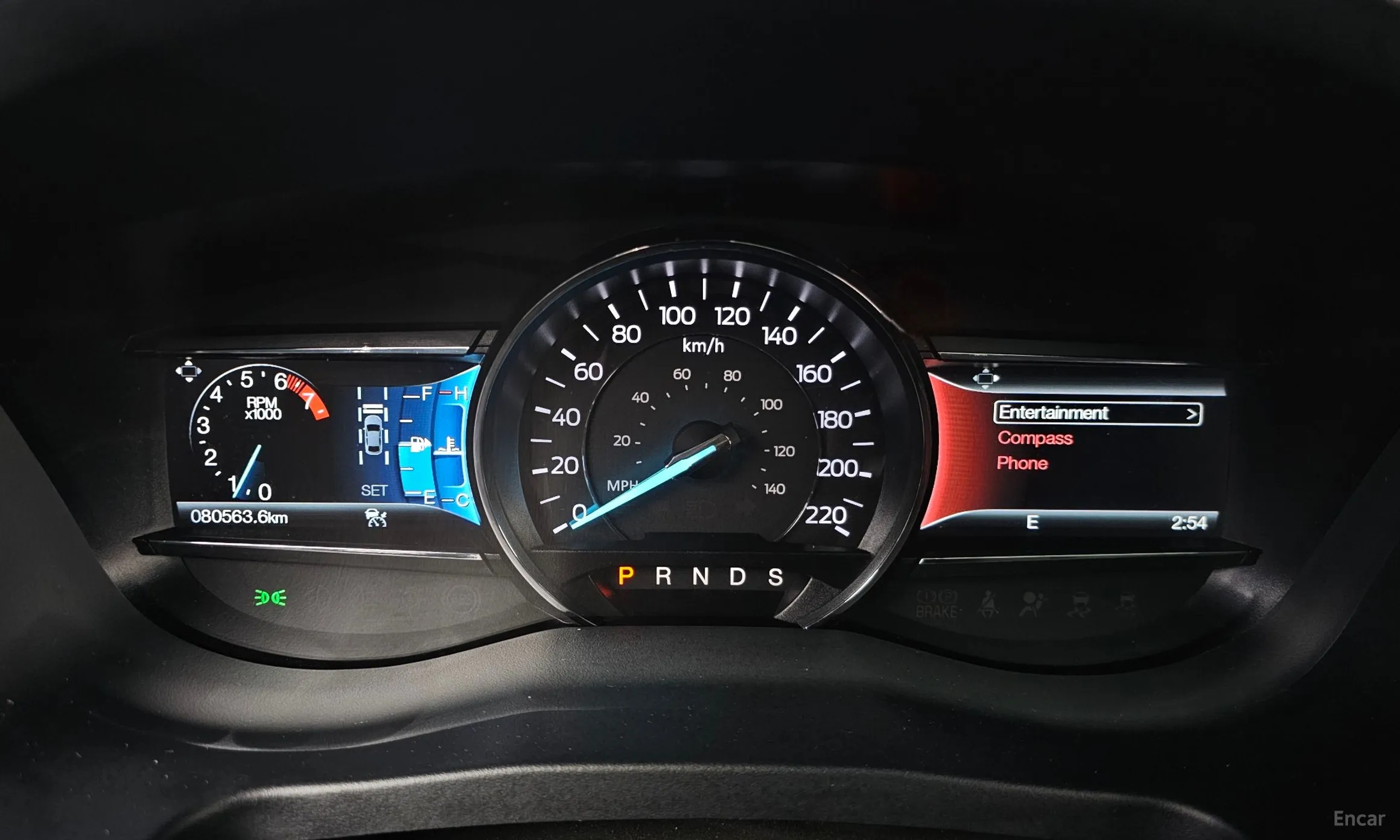 Ford Explorer превью 8
