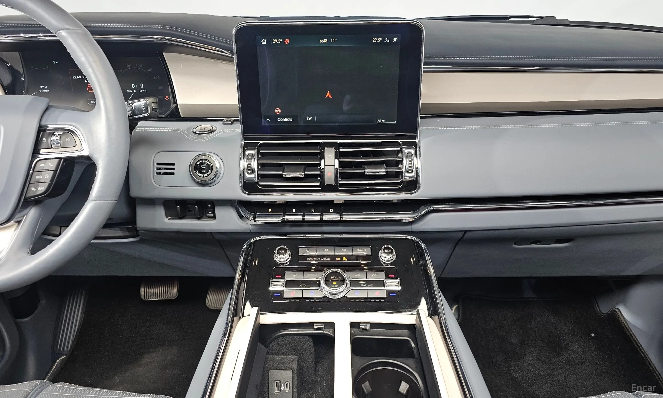 Lincoln Navigator 4th generation превью 14