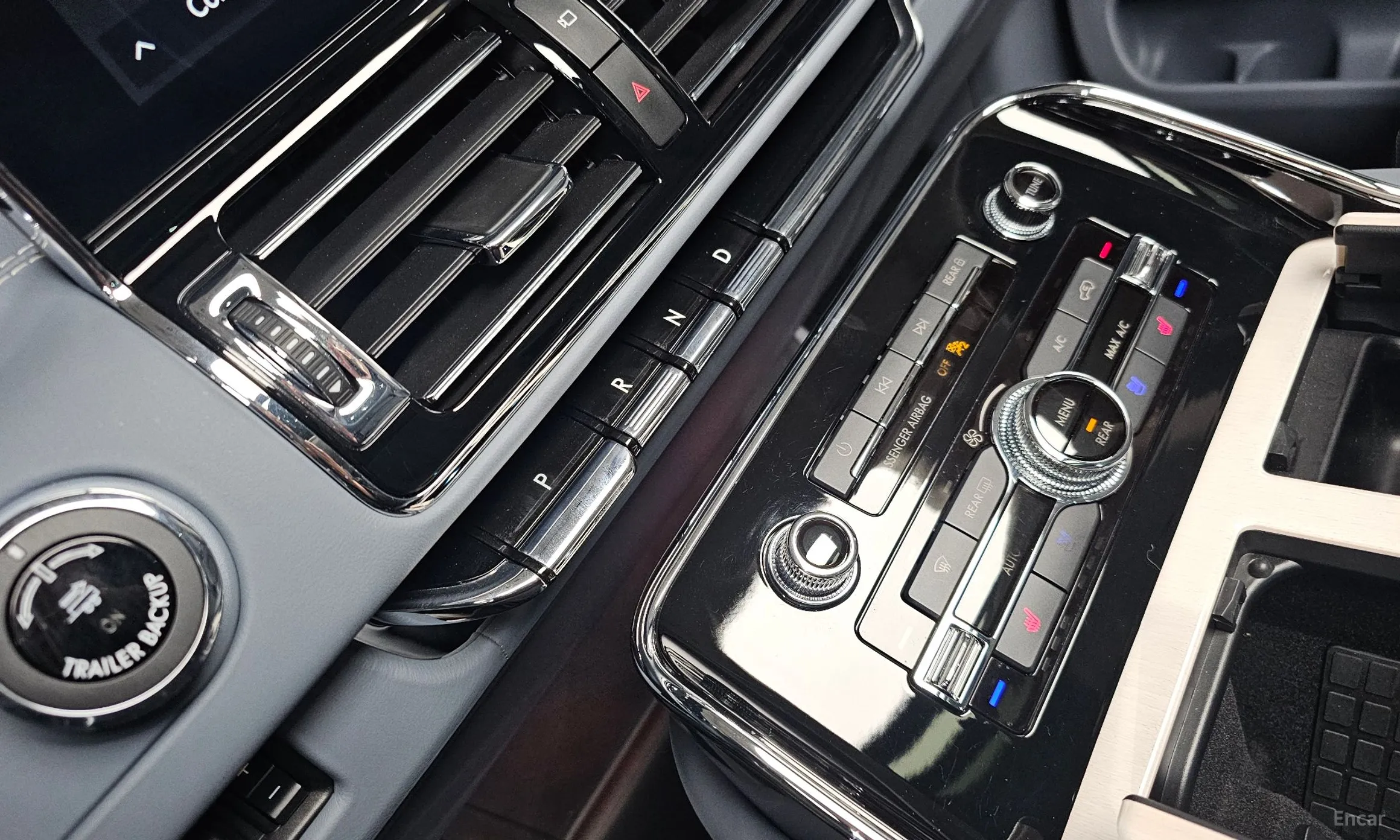 Lincoln Navigator 4th generation превью 9