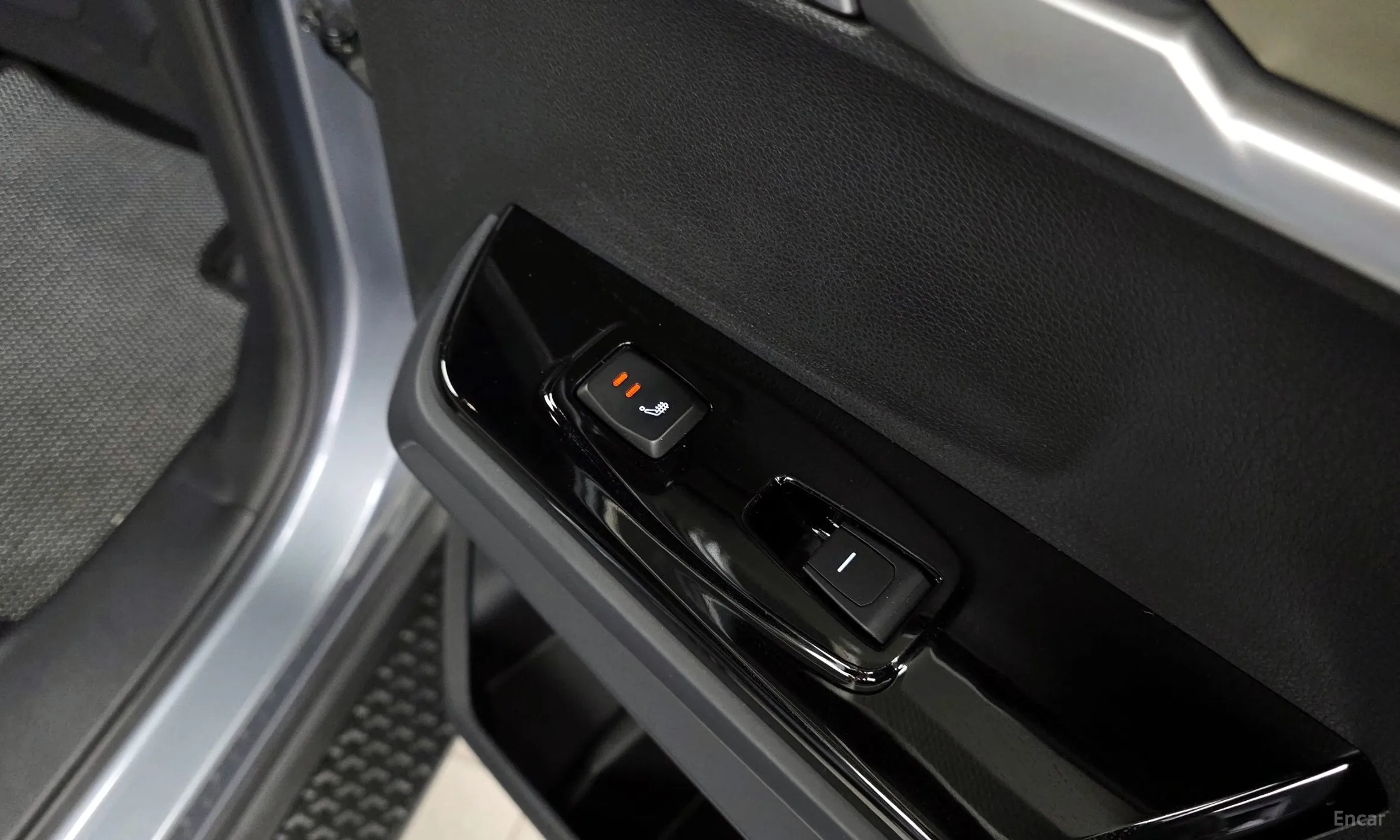 KG Mobility (SsangYong) Torres превью 19