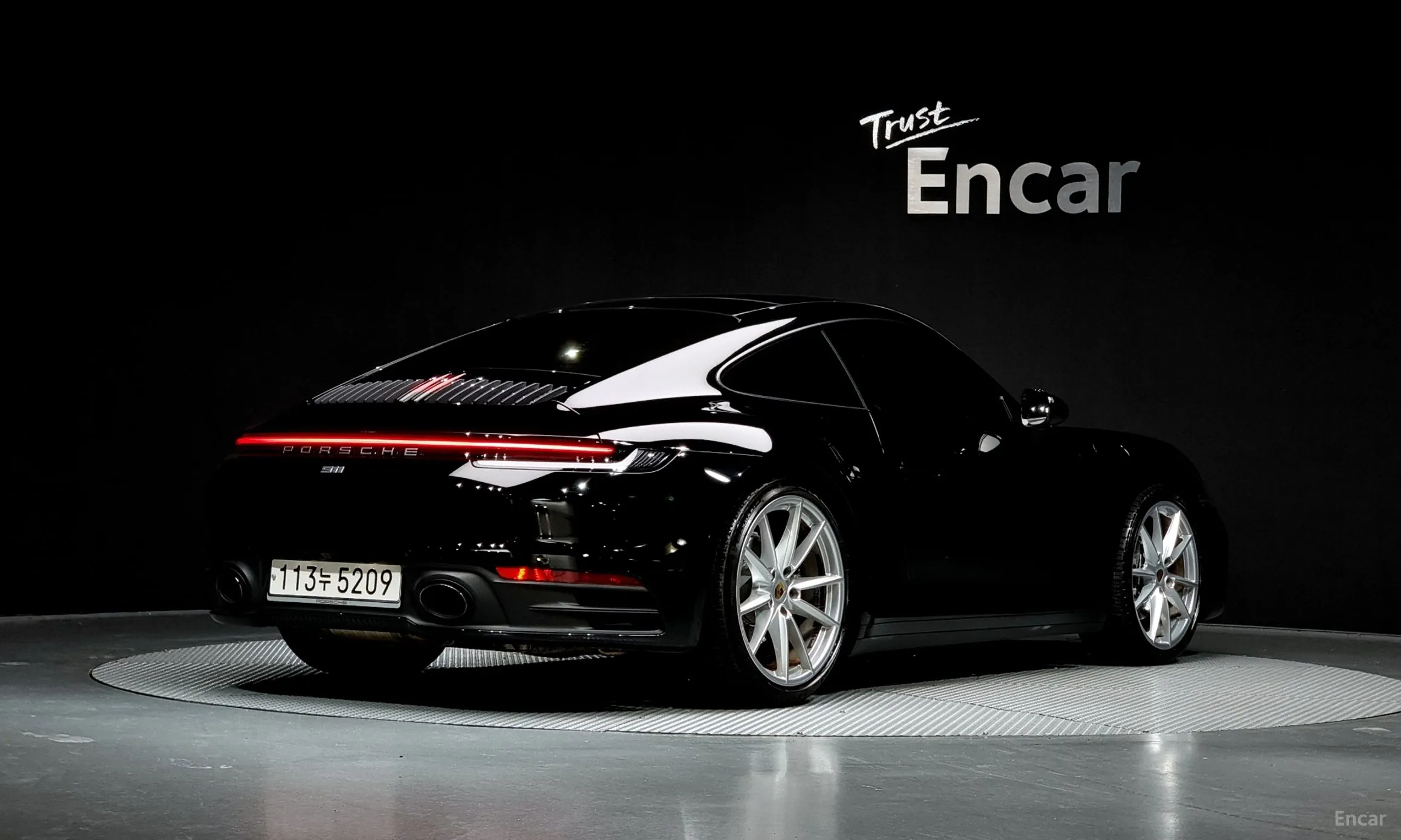 Porsche 911 (992)
