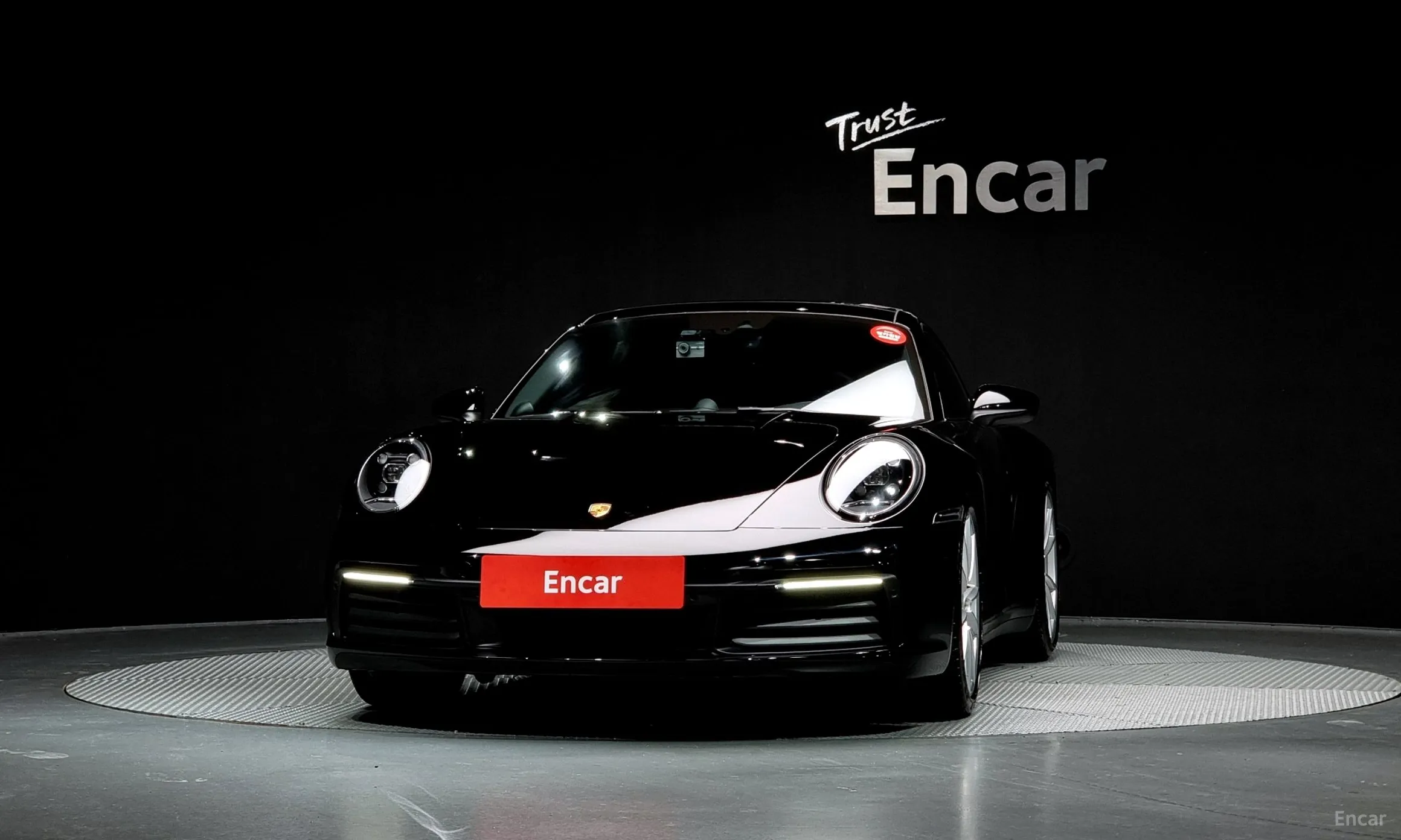 Porsche 911 (992) превью 3