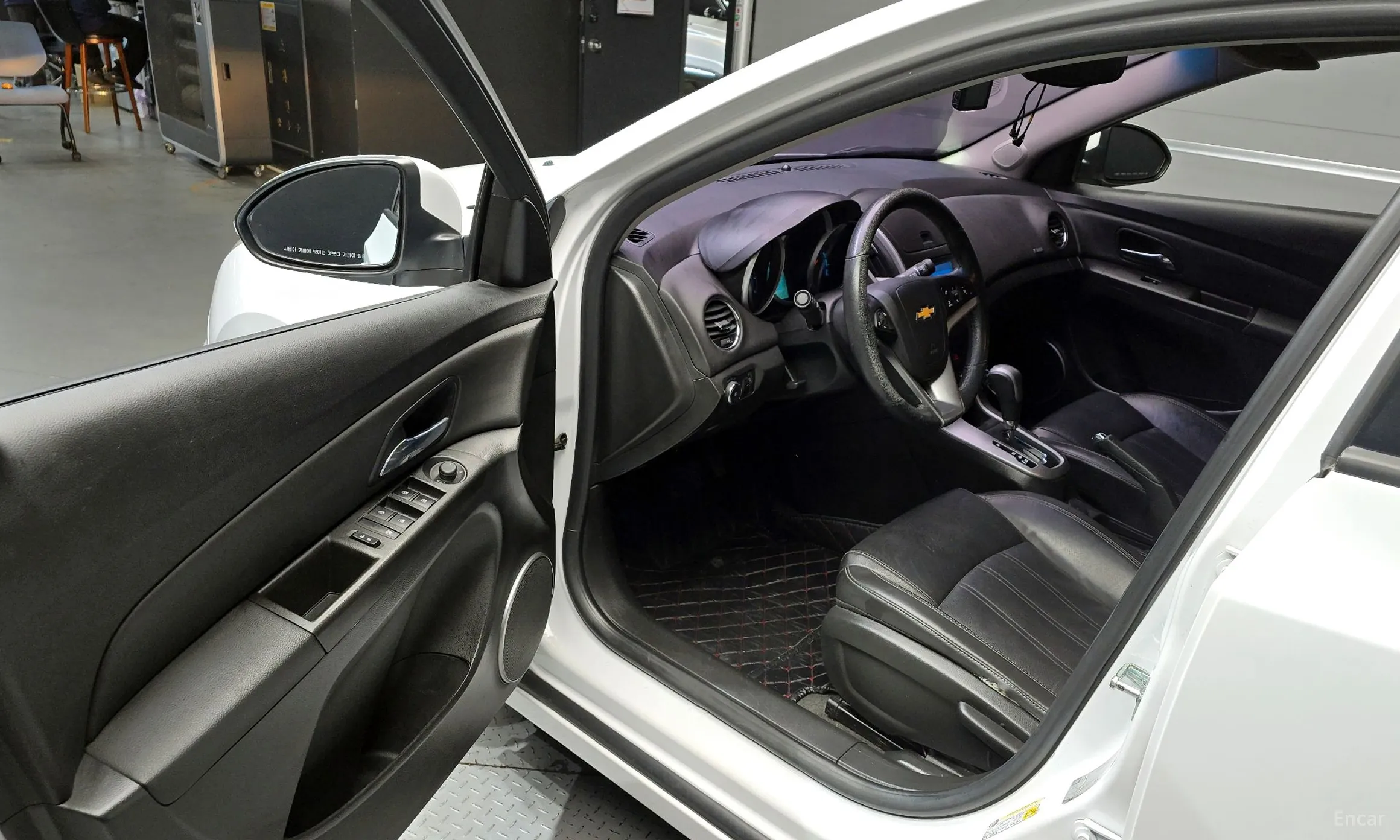 Chevrolet (GM Daewoo) Cruze превью 11