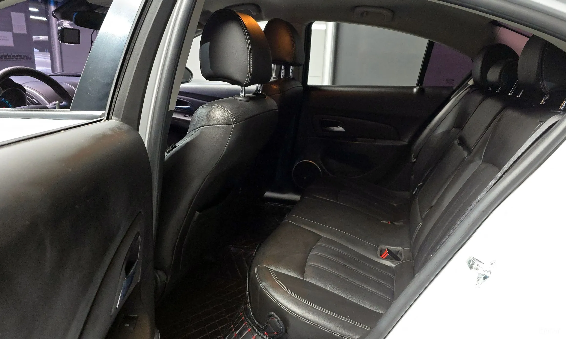 Chevrolet (GM Daewoo) Cruze превью 13