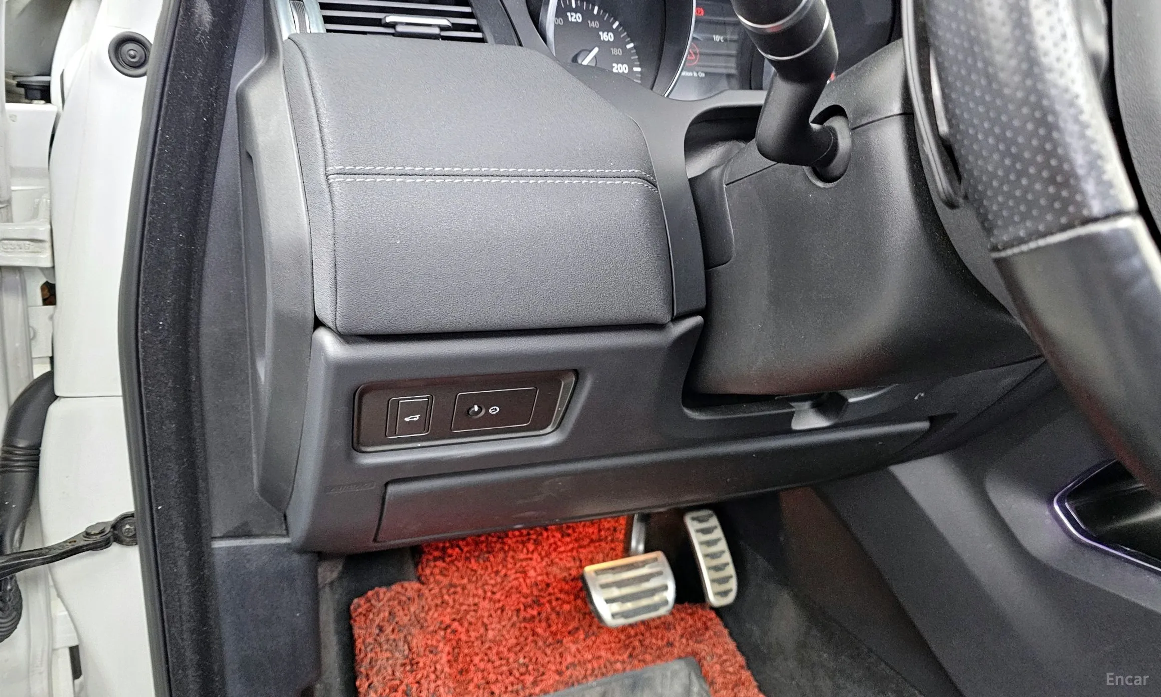 Land Rover Range Rover Evoque превью 16