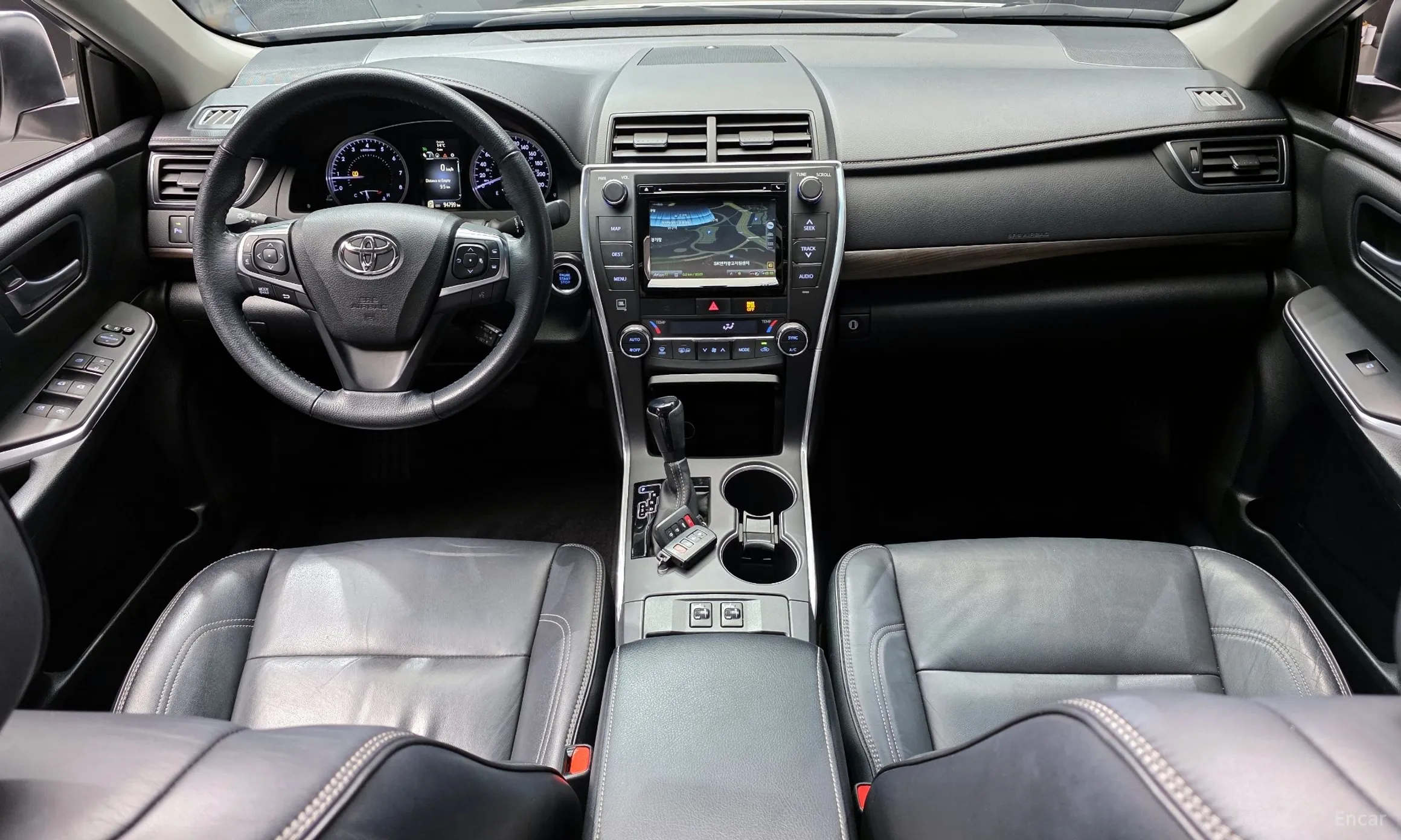 Toyota New Camry превью 7