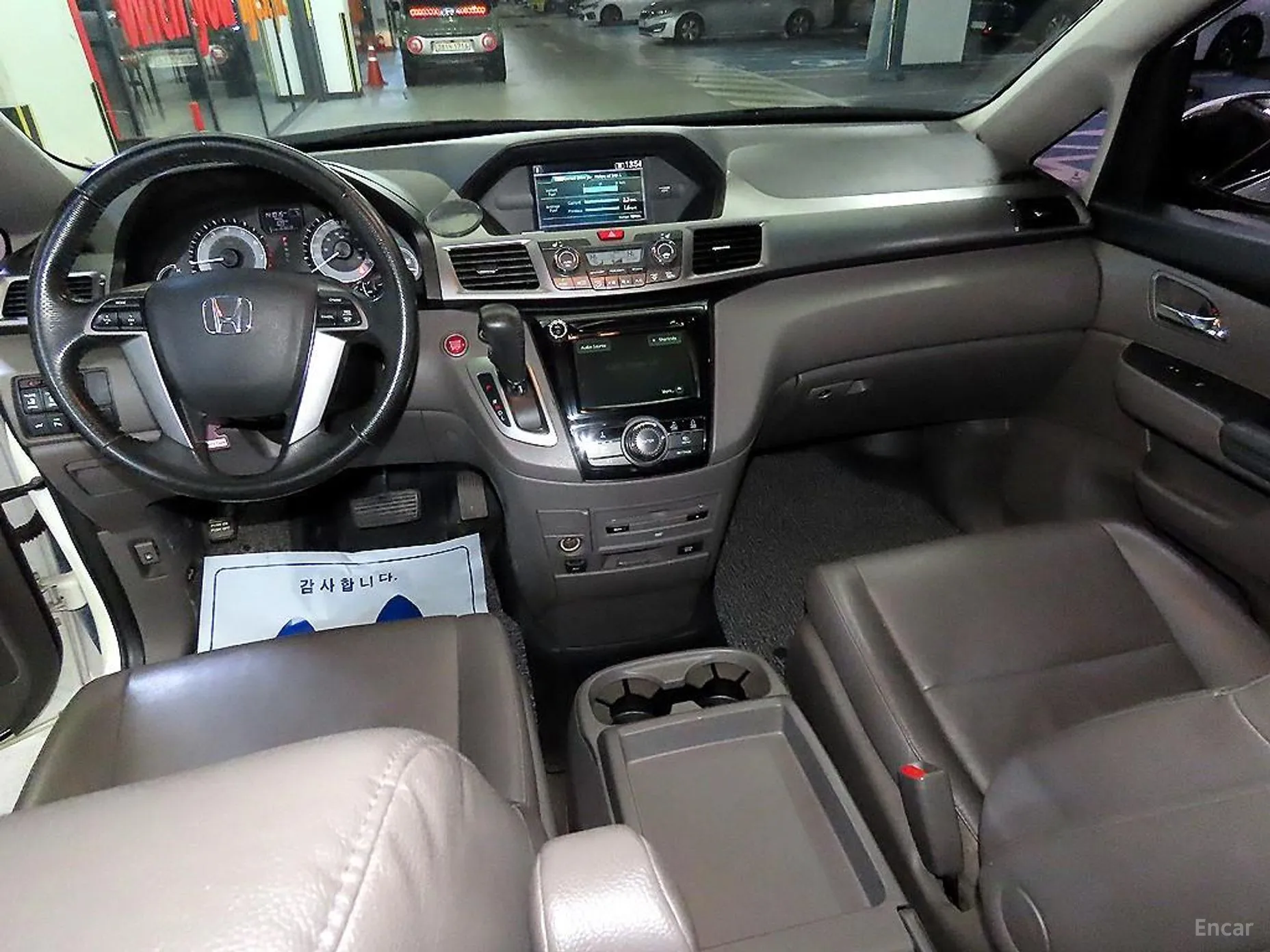 Honda Odyssey превью 10