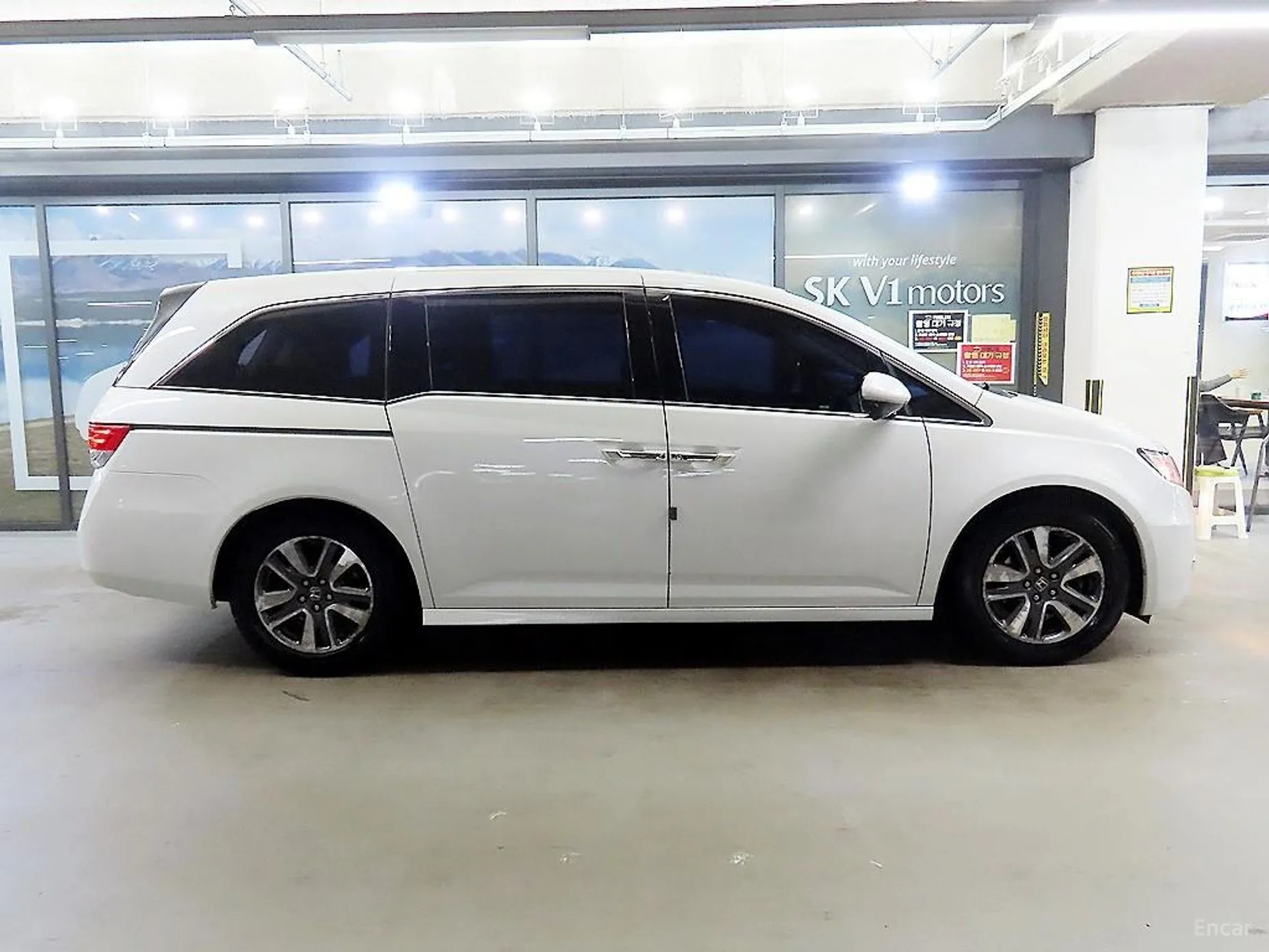 Honda Odyssey превью 3