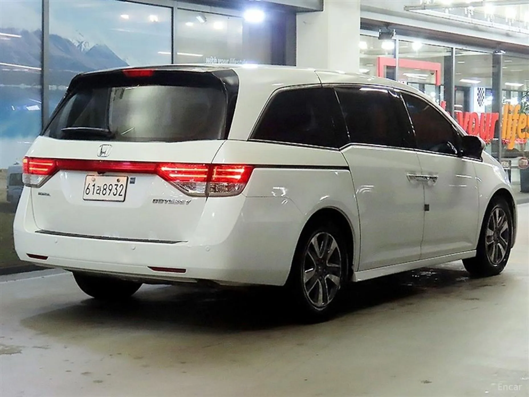 Honda Odyssey превью 4