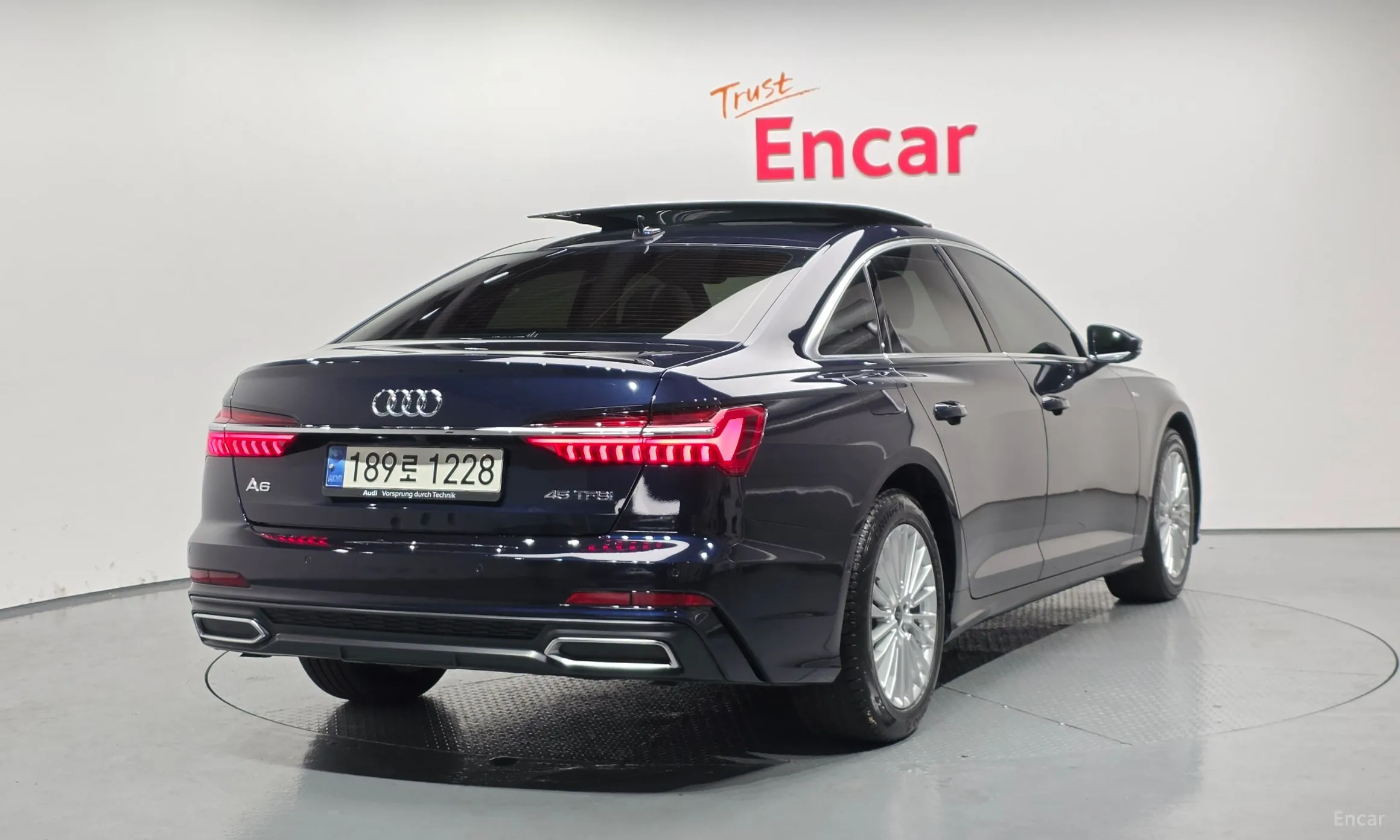 Audi A6 (C8)
