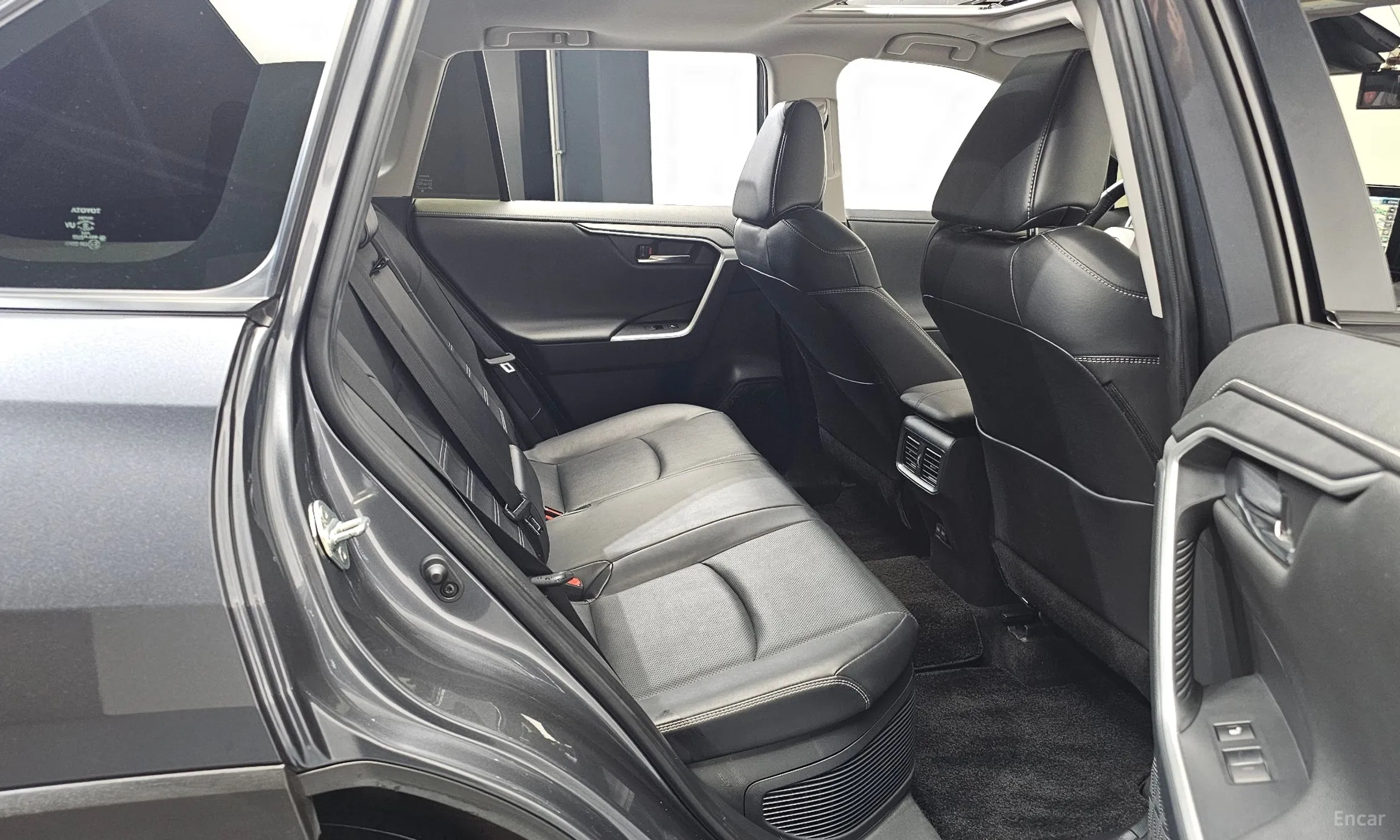 Toyota RAV4 5th Generation превью 12