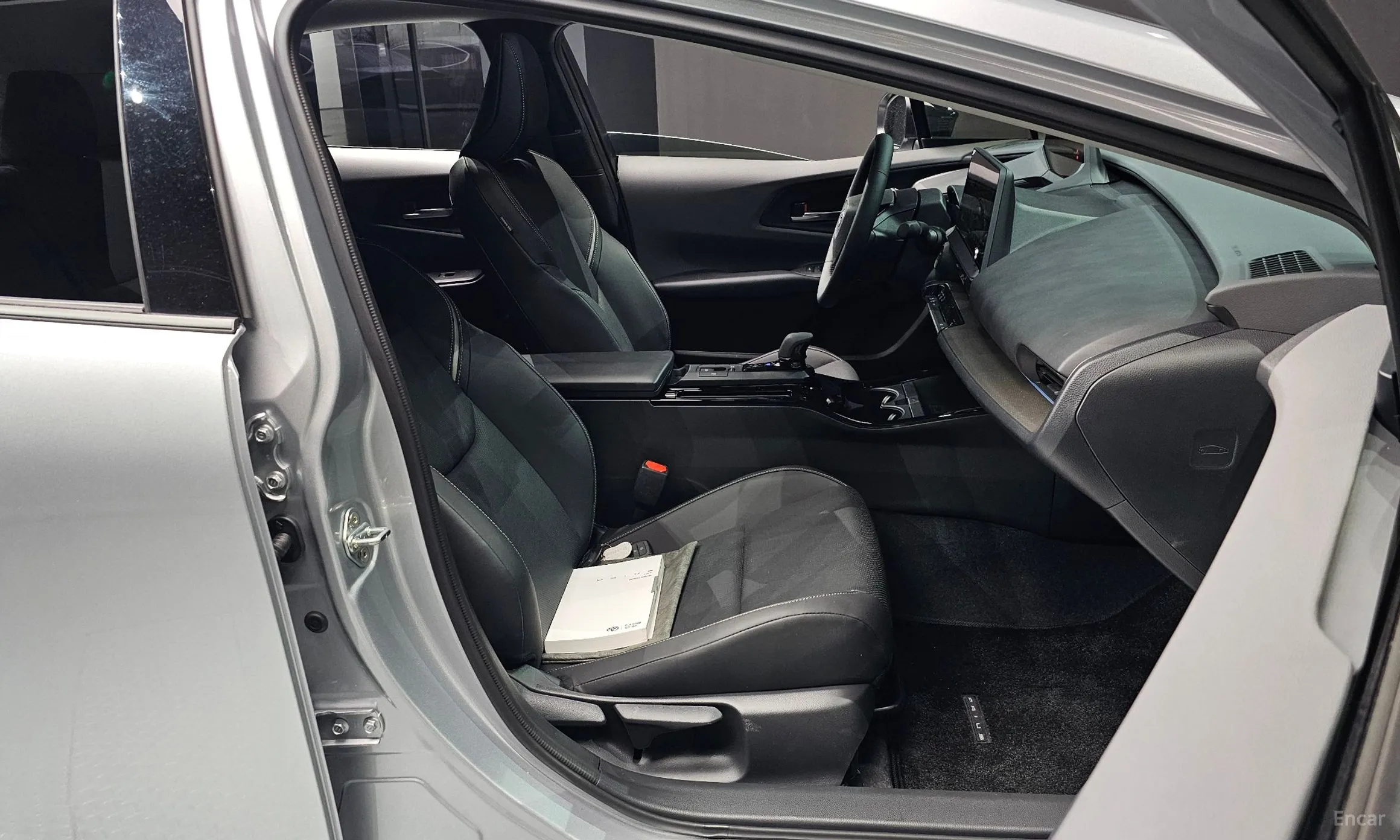 Toyota Prius 5th Generation превью 10