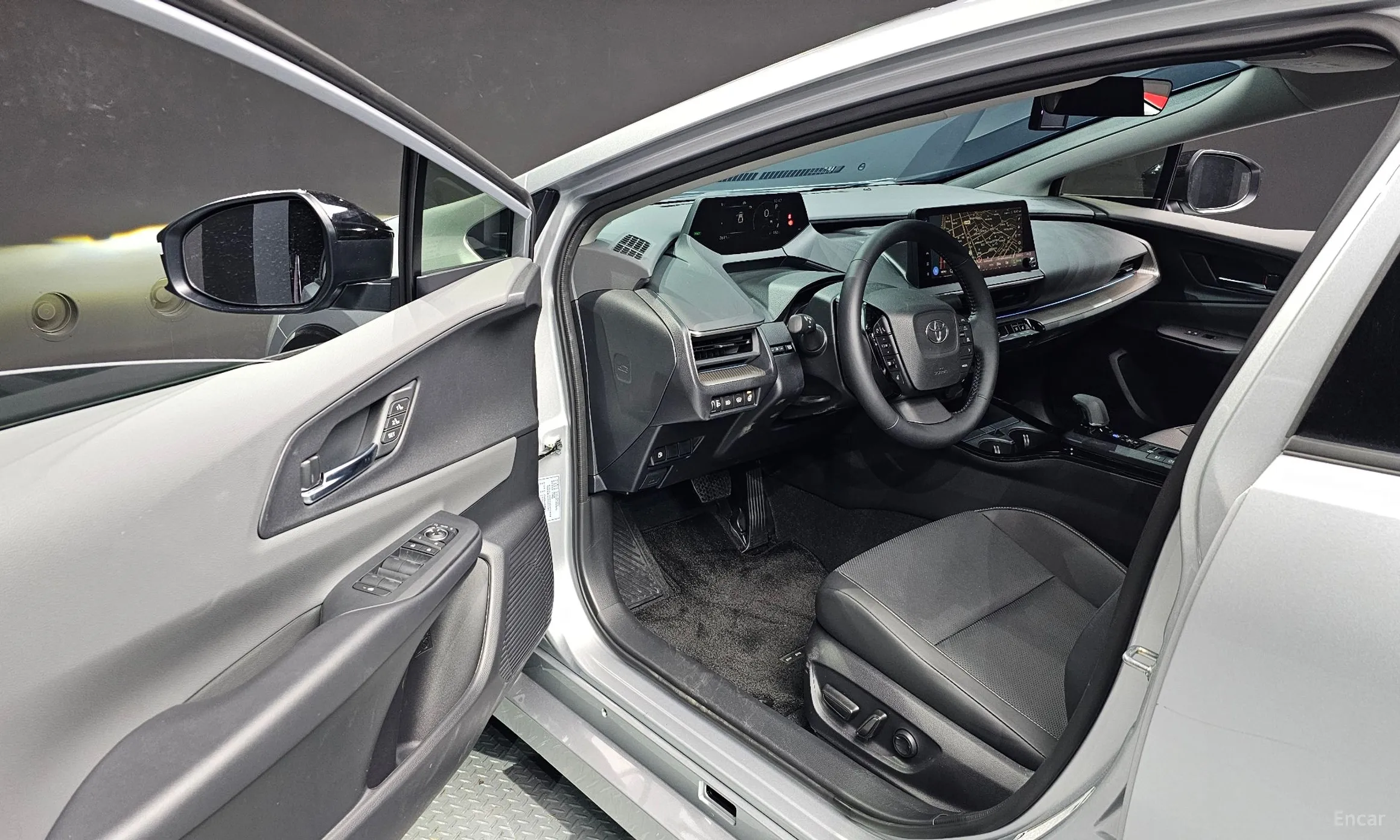 Toyota Prius 5th Generation превью 12