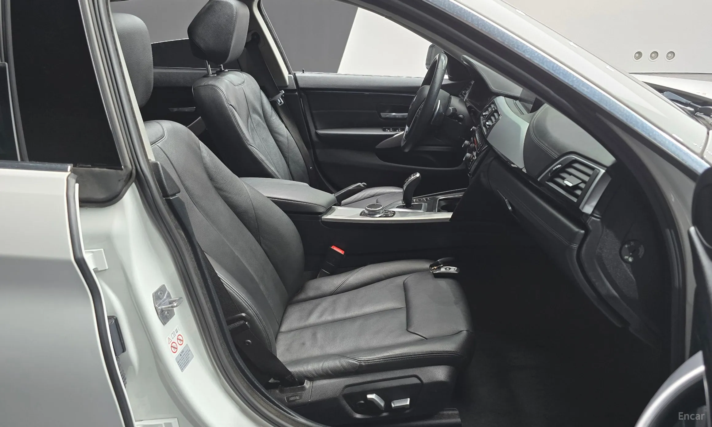 BMW Series 4 (F32) превью 10